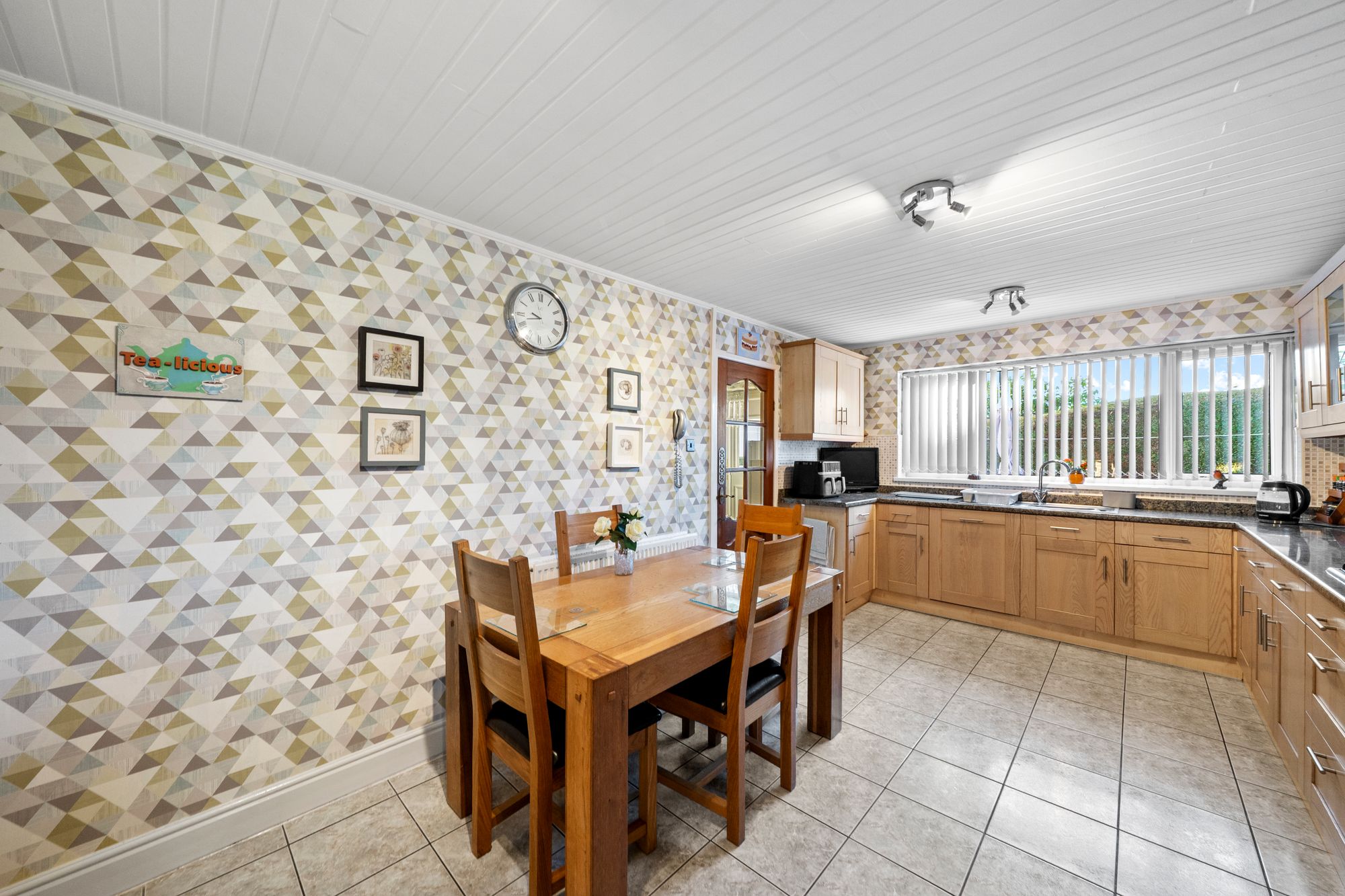 Wigan Road, Golborne, WA3