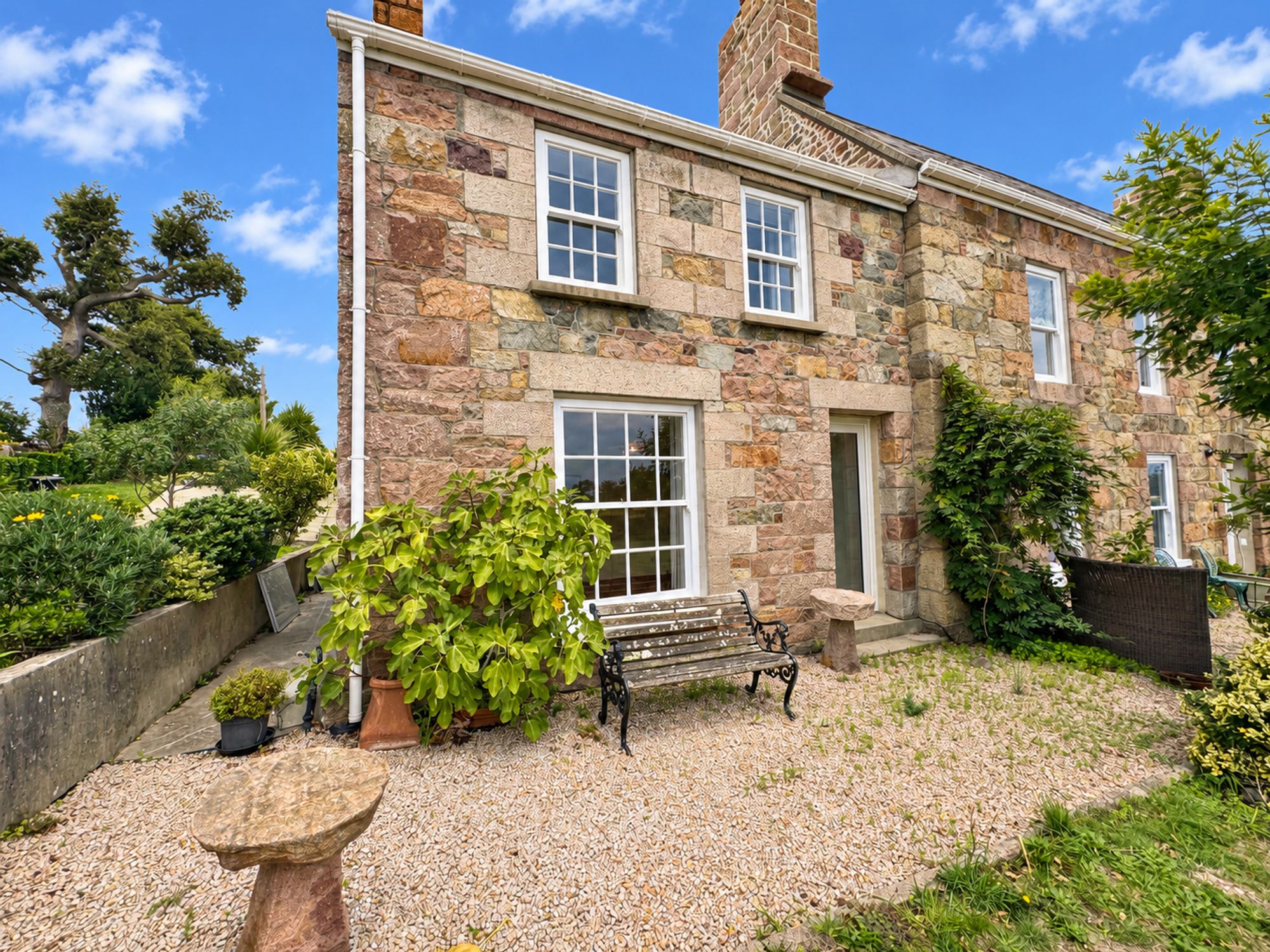2 bed Property For Rent in St. Martin, Jersey