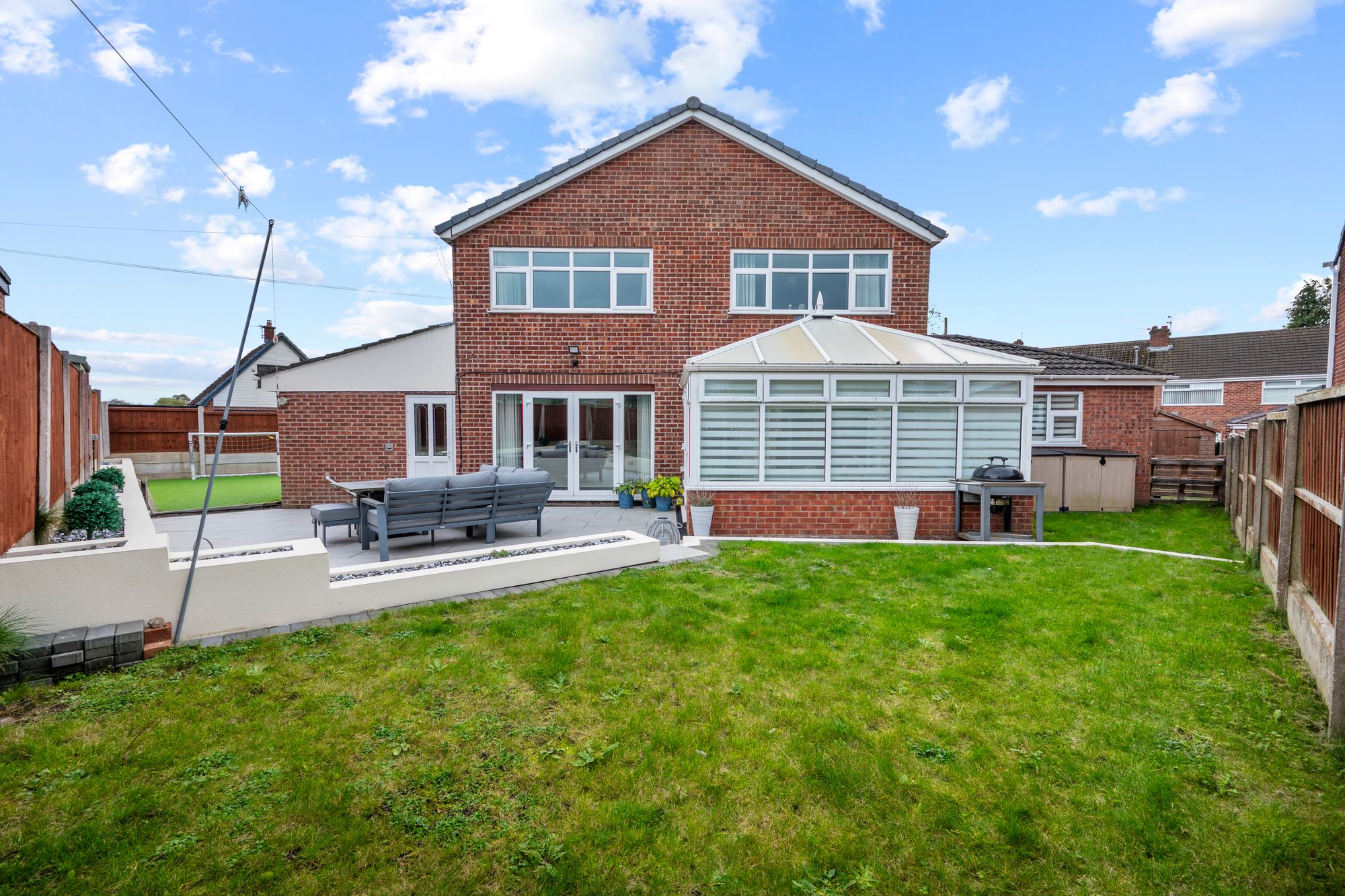 Laurel Drive, Eccleston, WA10