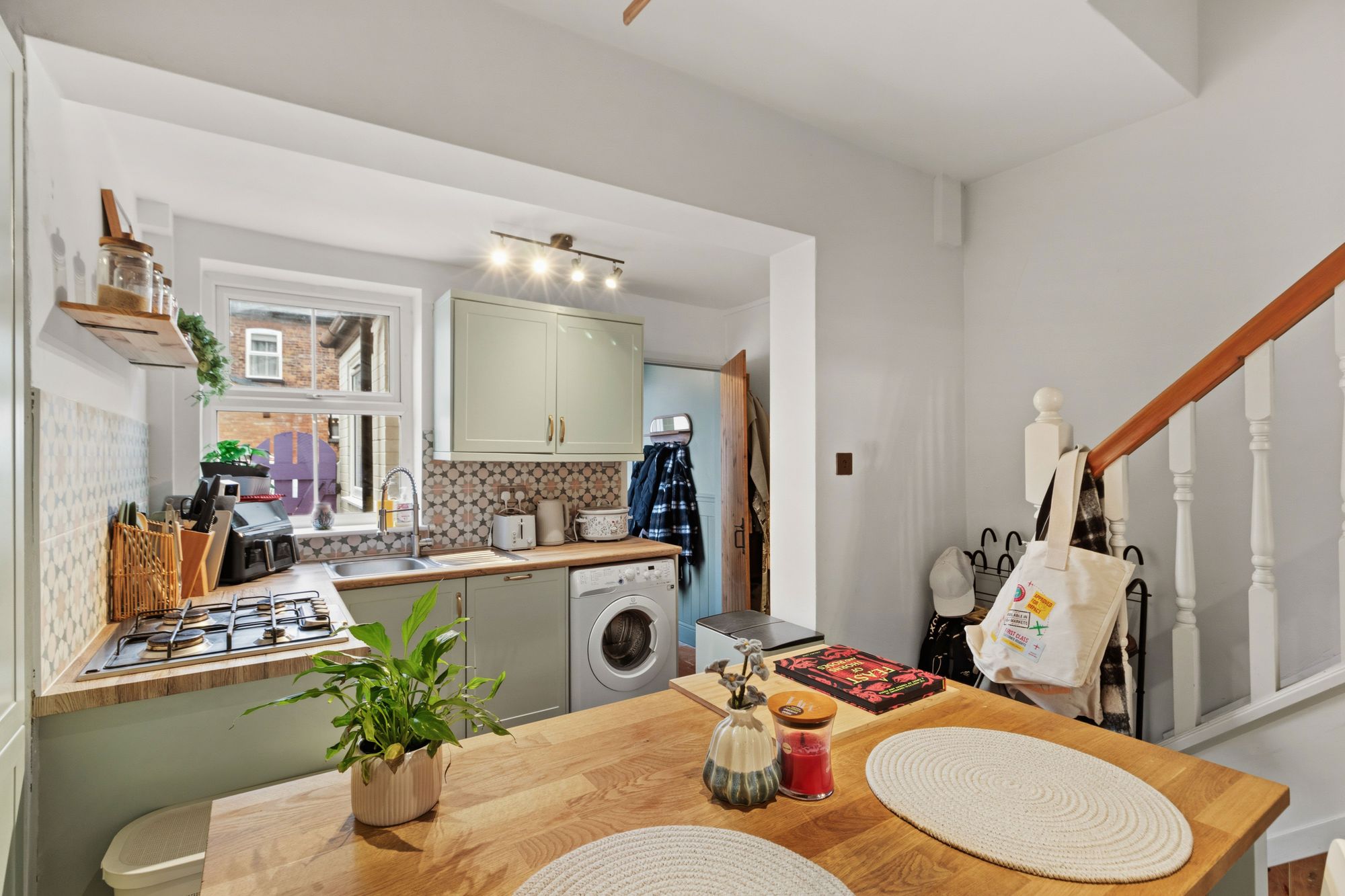 Brookfield Cottages, Lymm, WA13