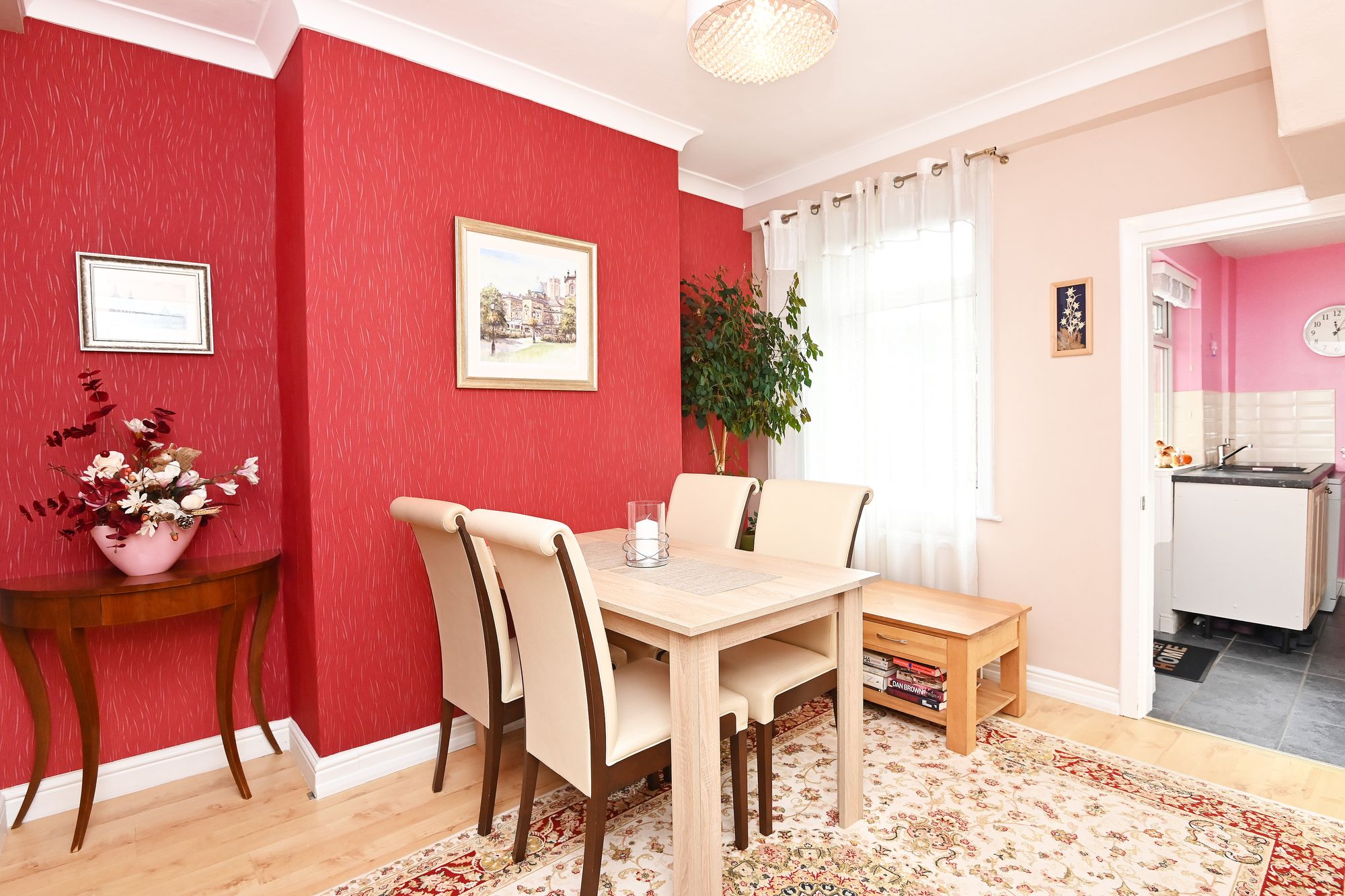 King Edwards Drive, Harrogate, HG1 - Verity Frearson