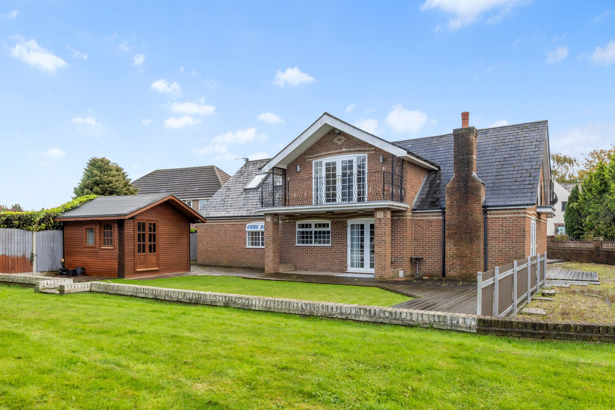 Radley Lane, Houghton Green, WA2