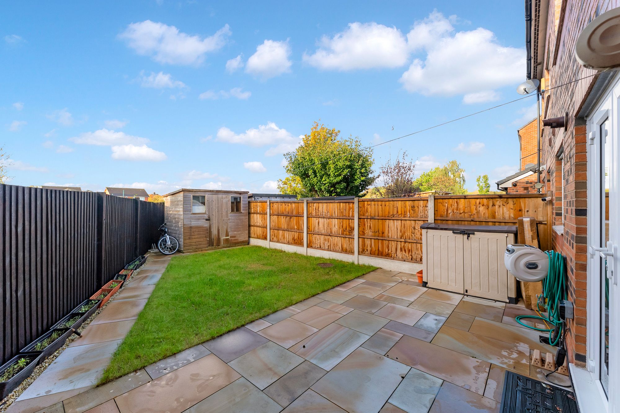Langley Beck, Widnes, WA8