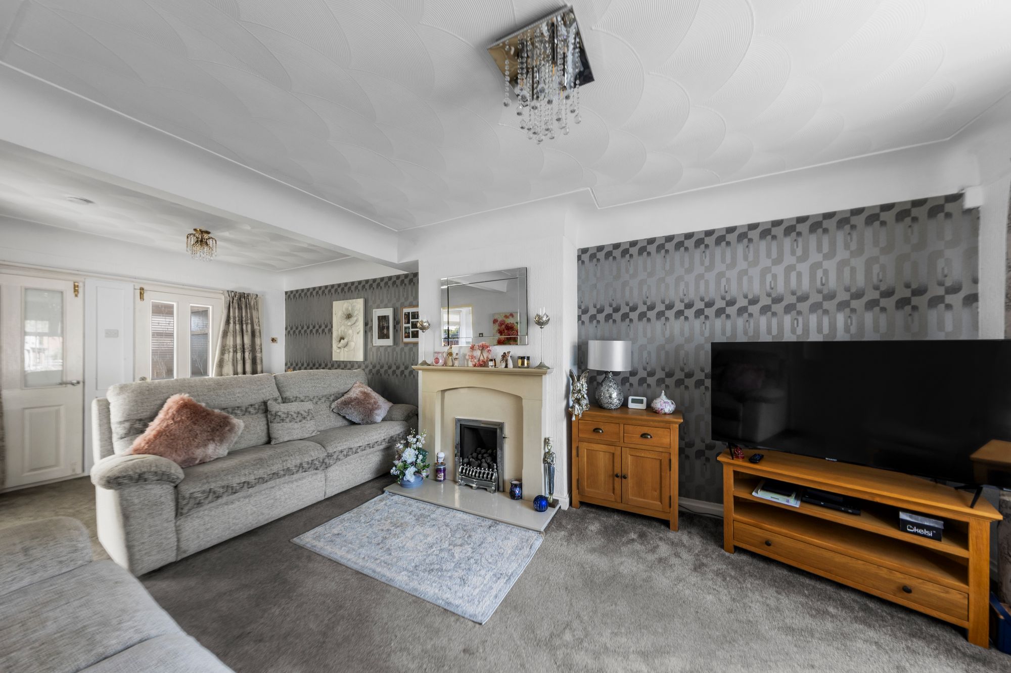 Warrington Road, Penketh, WA5