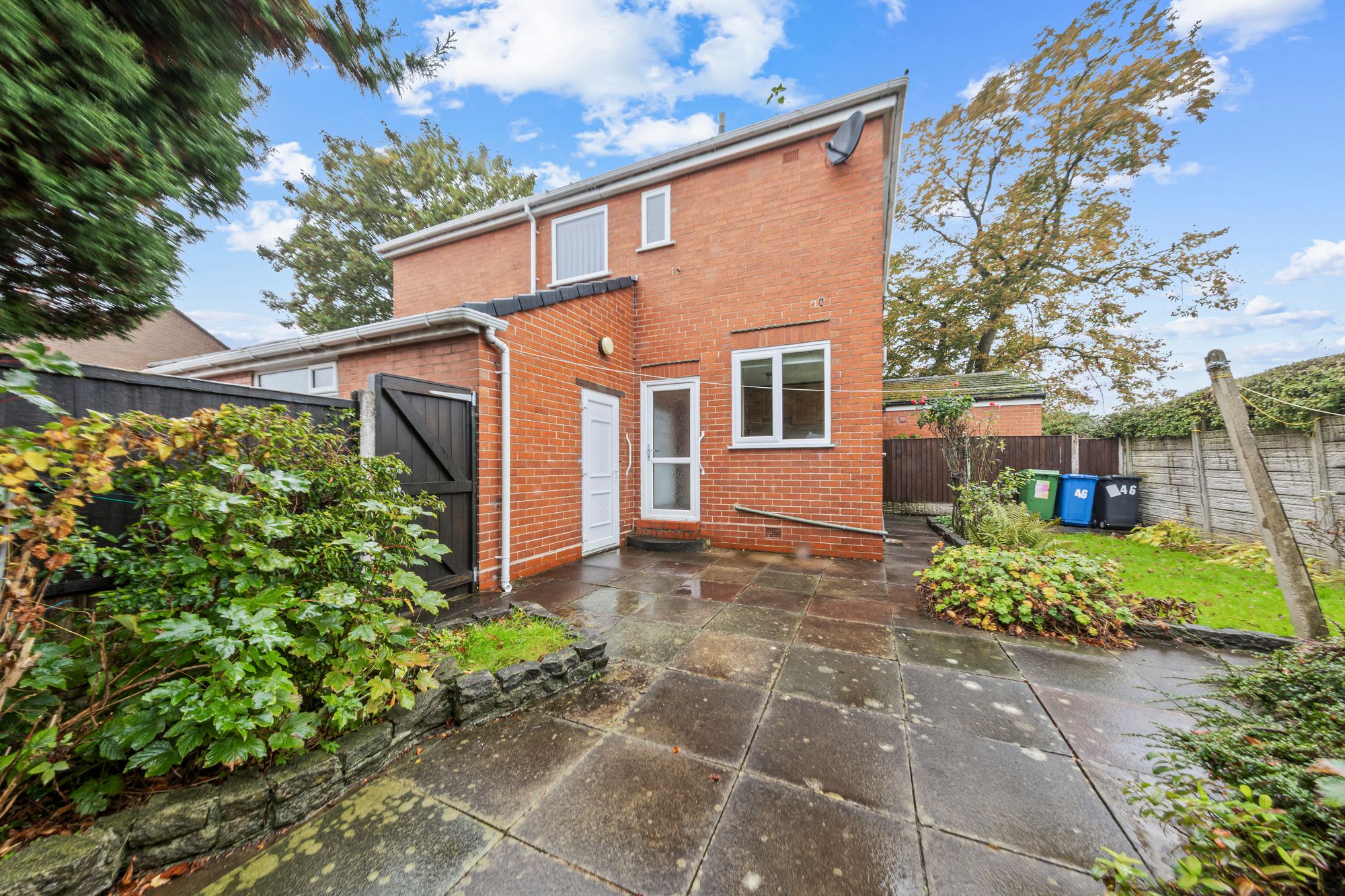 Broad Oak Avenue, Penketh, WA5