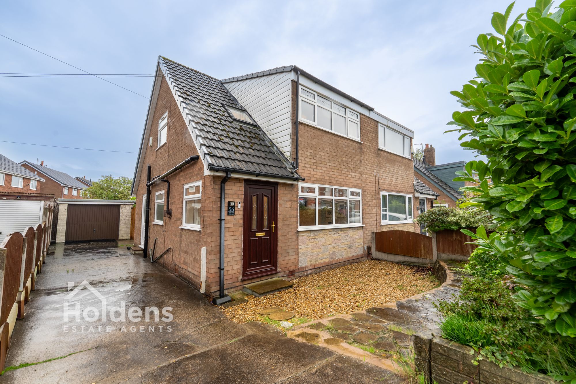 Bristol Avenue, Farington, PR25