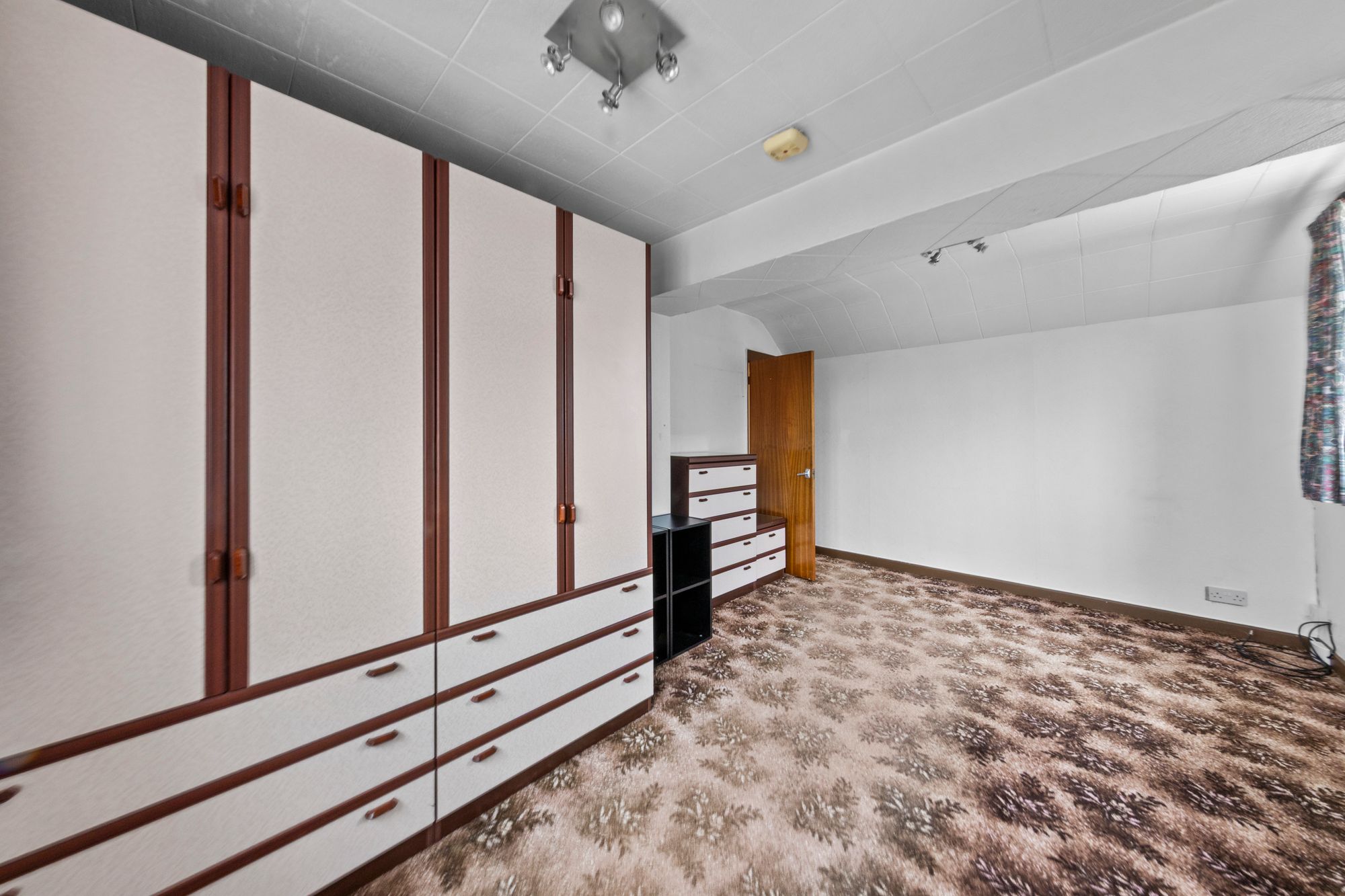 Gainsborough Road, Warrington, WA4