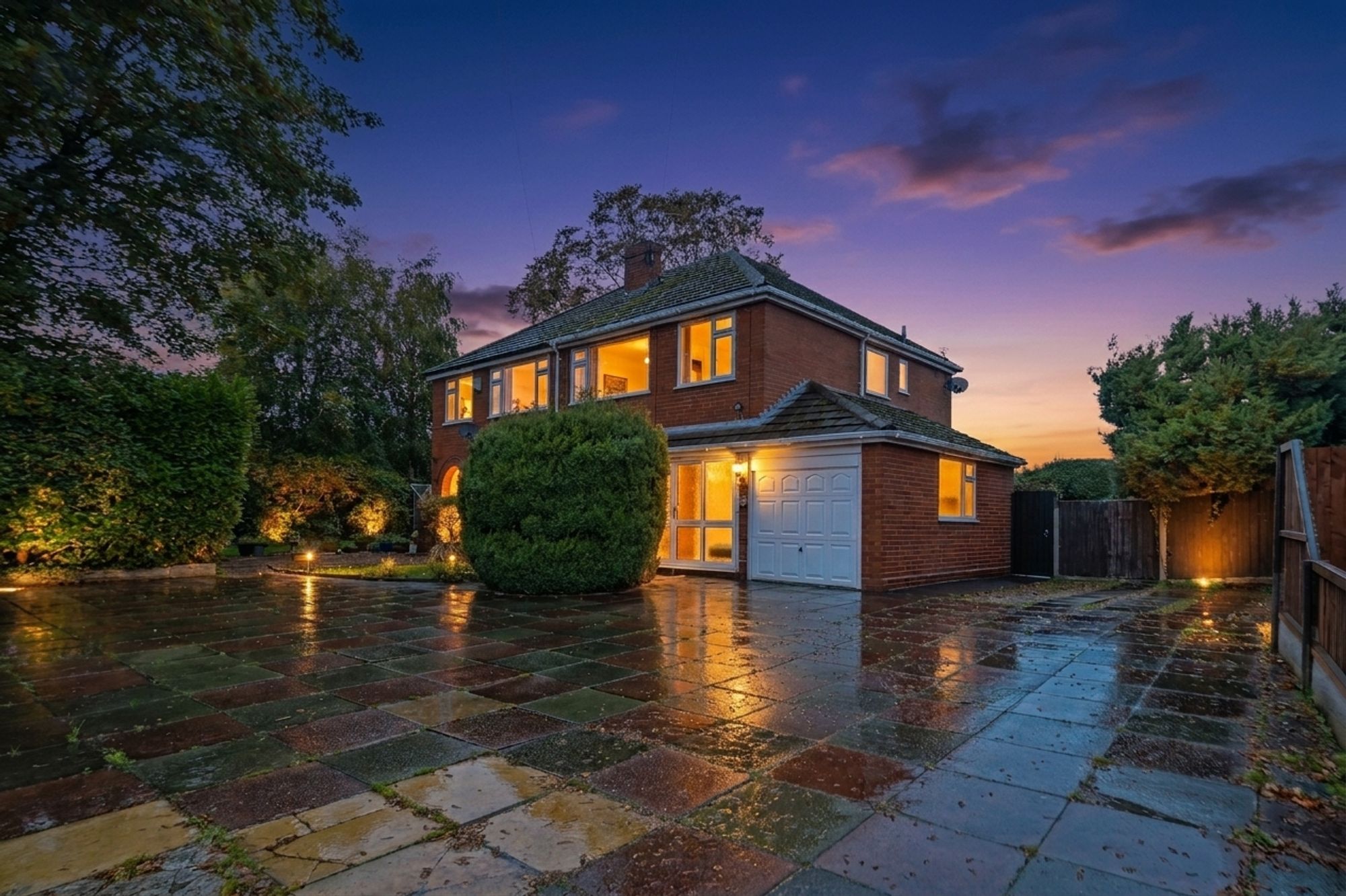 Broad Oak Avenue, Penketh, WA5