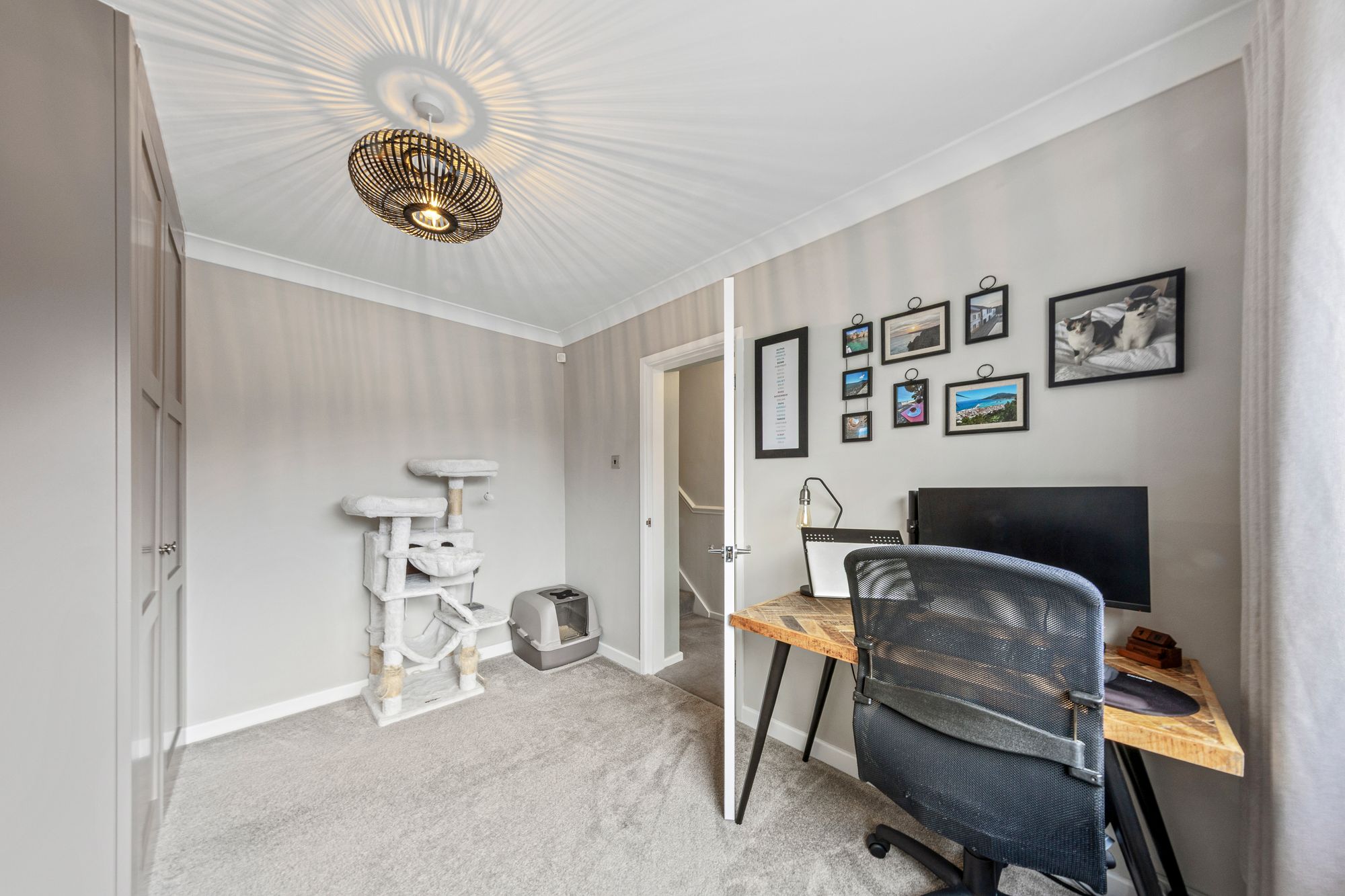 Stromness Close, Fearnhead, WA2