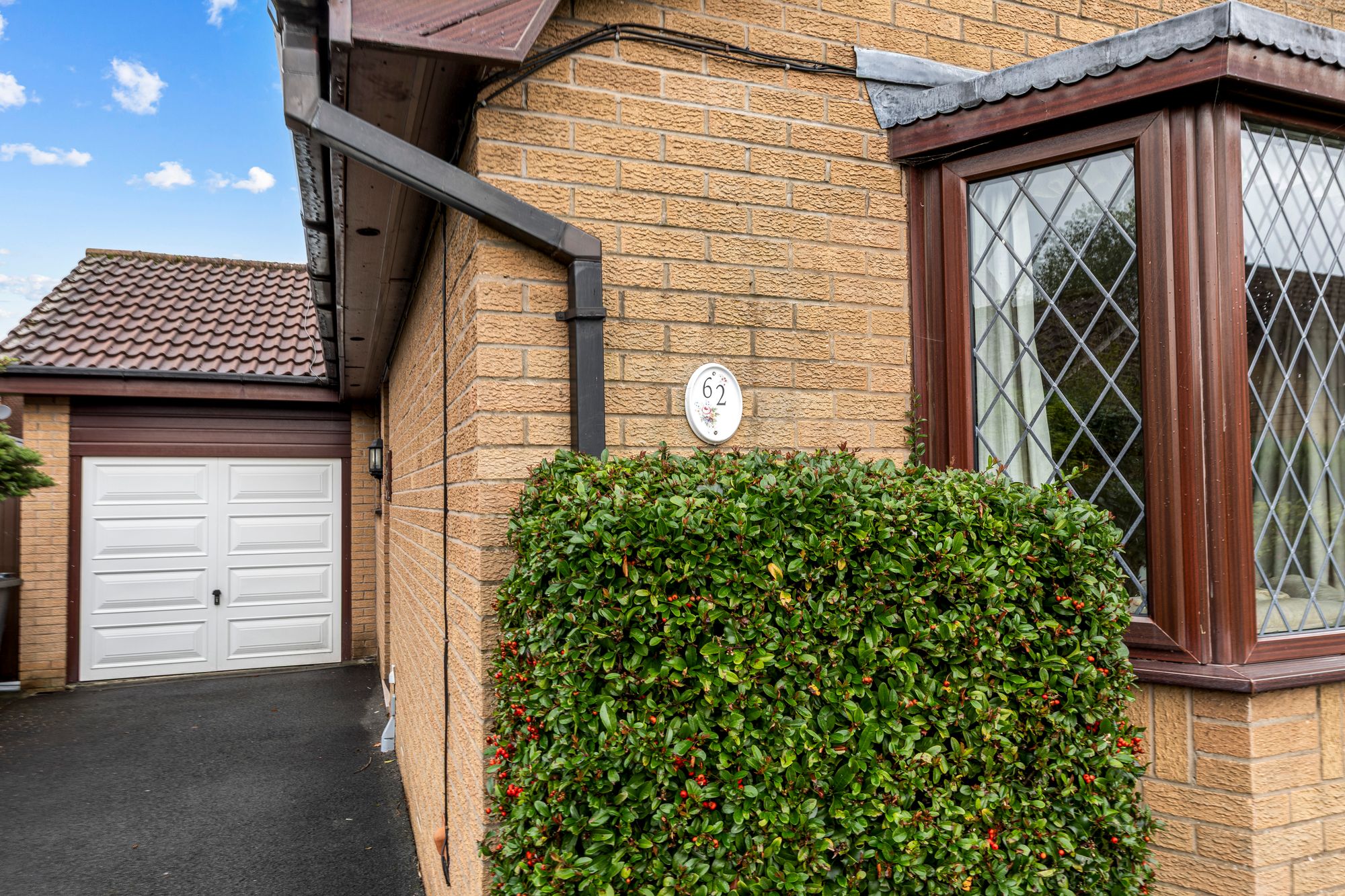 Castle Green, Westbrook, WA5