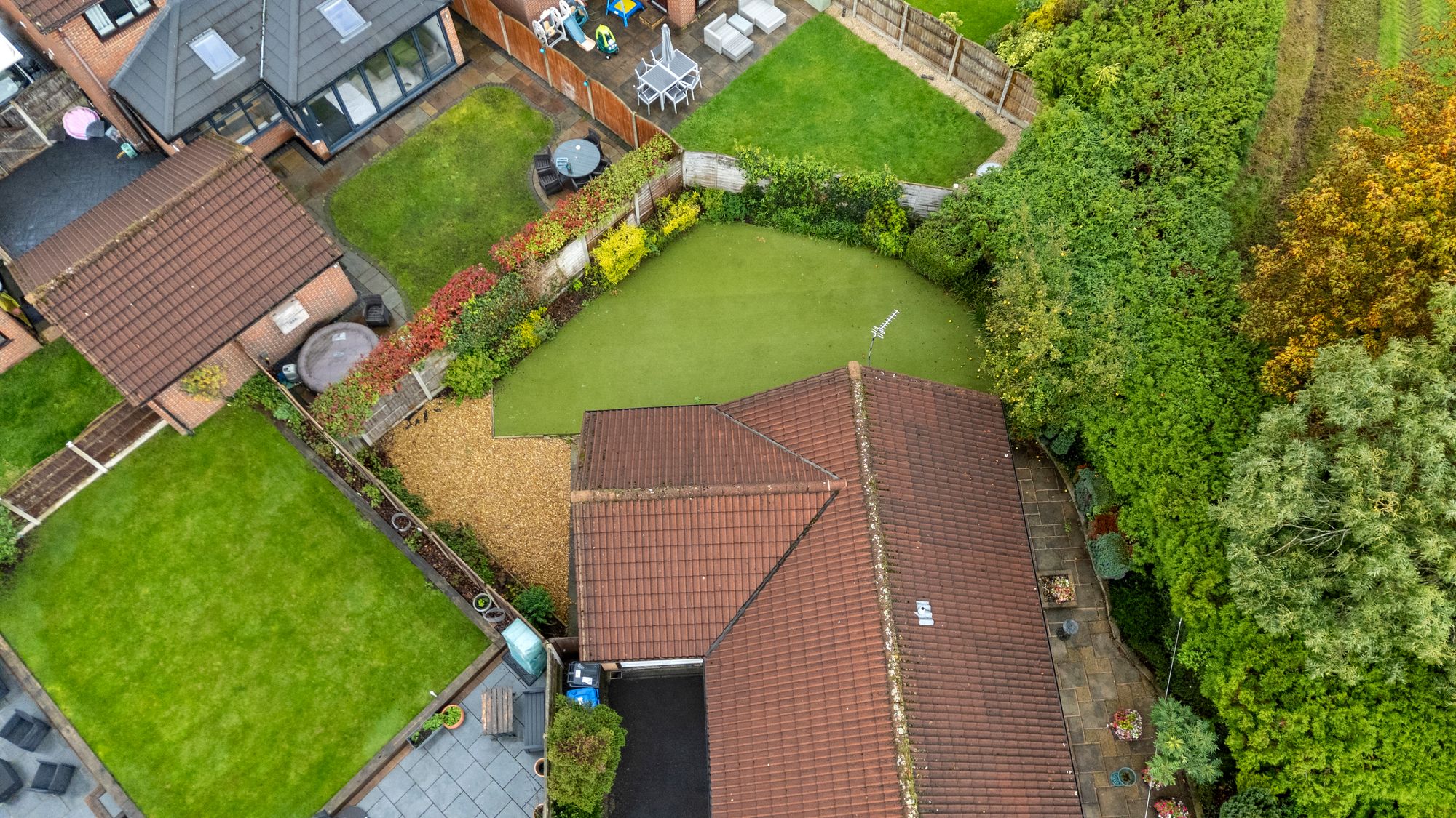 Castle Green, Westbrook, WA5