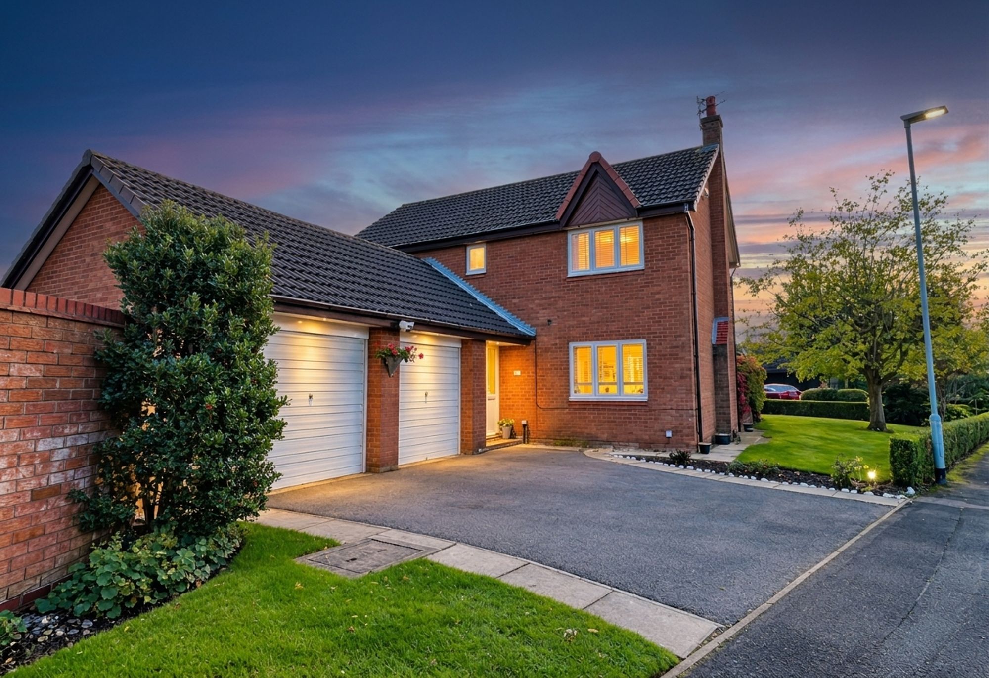 Carrington Close, Birchwood, WA3