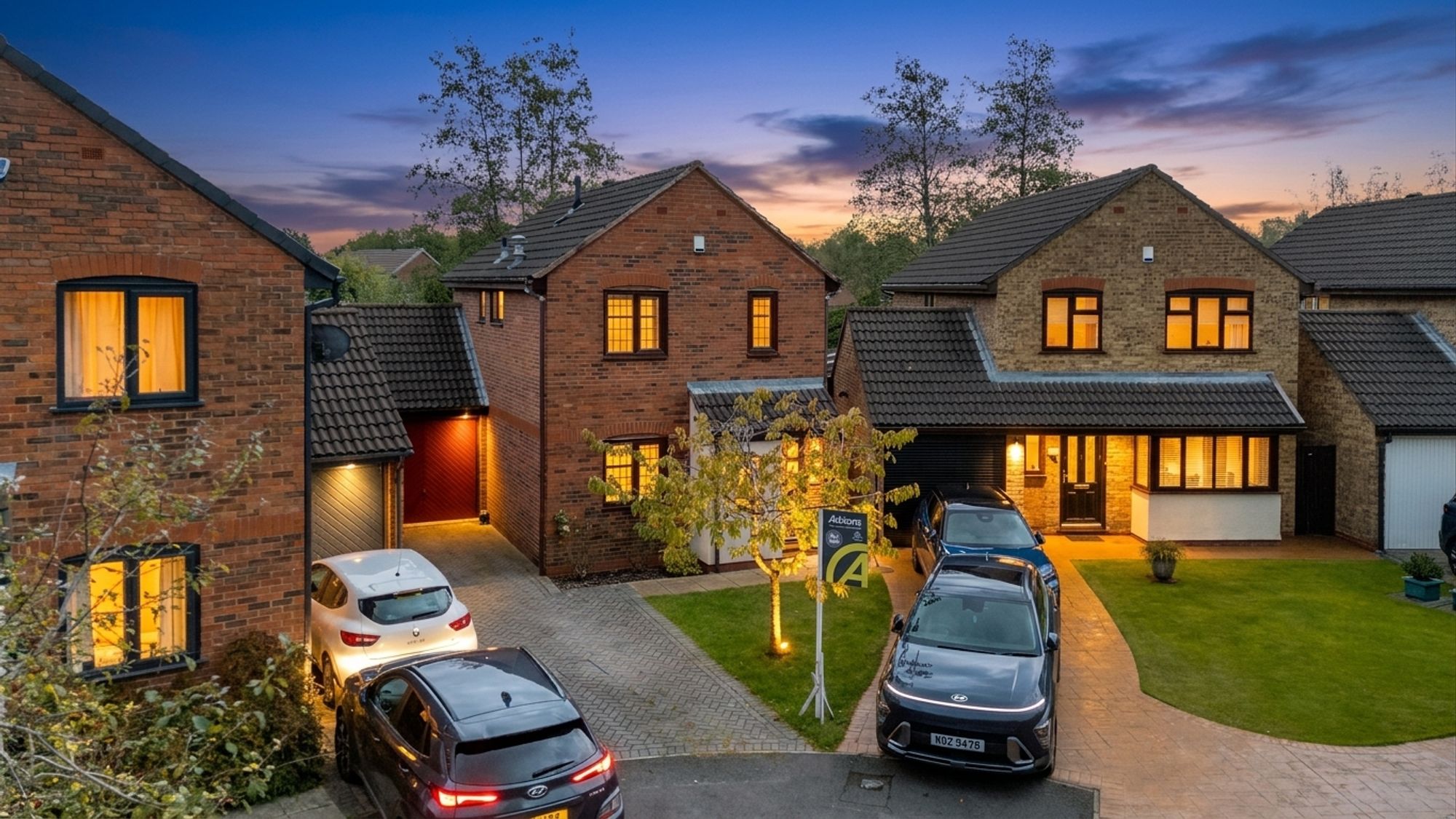 Rockingham Close, Birchwood, WA3