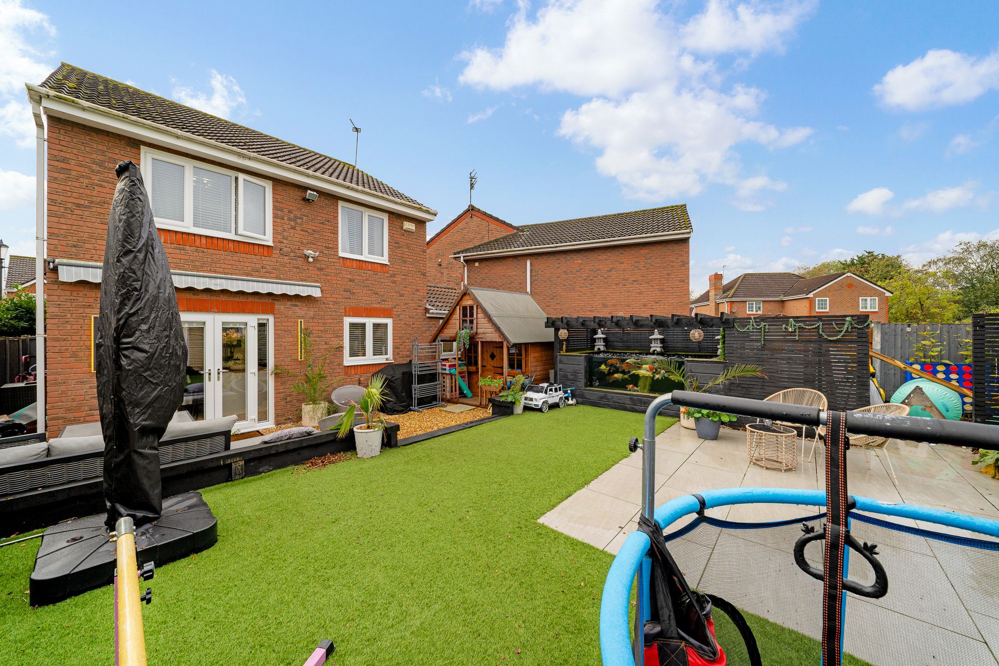 Upton Grange, Widnes, WA8