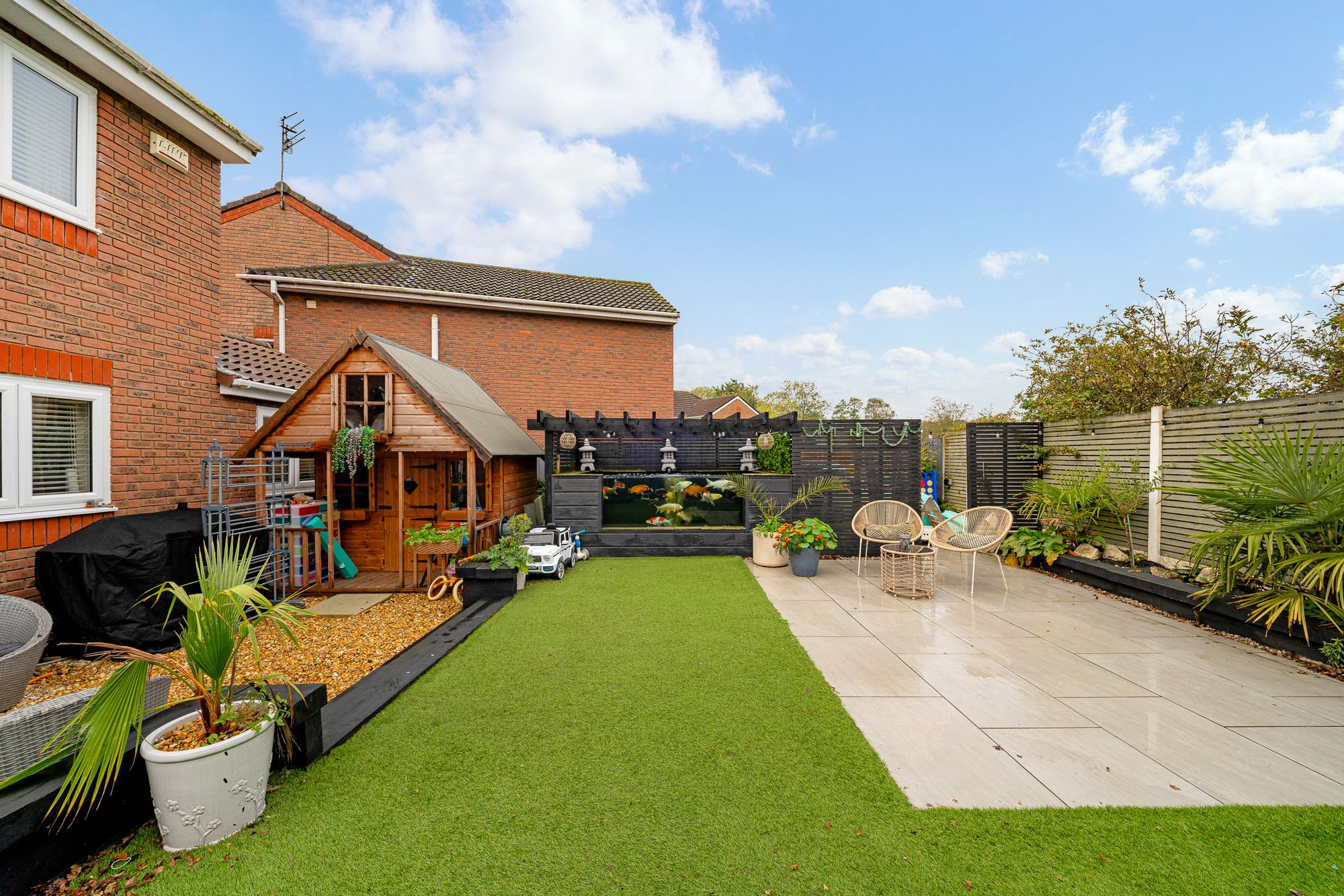 Upton Grange, Widnes, WA8