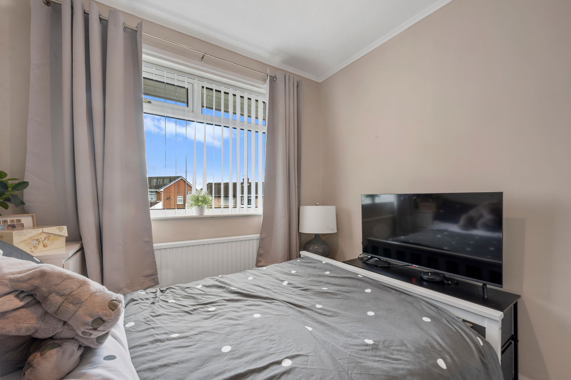 Linford Grove, St. Helens, WA11