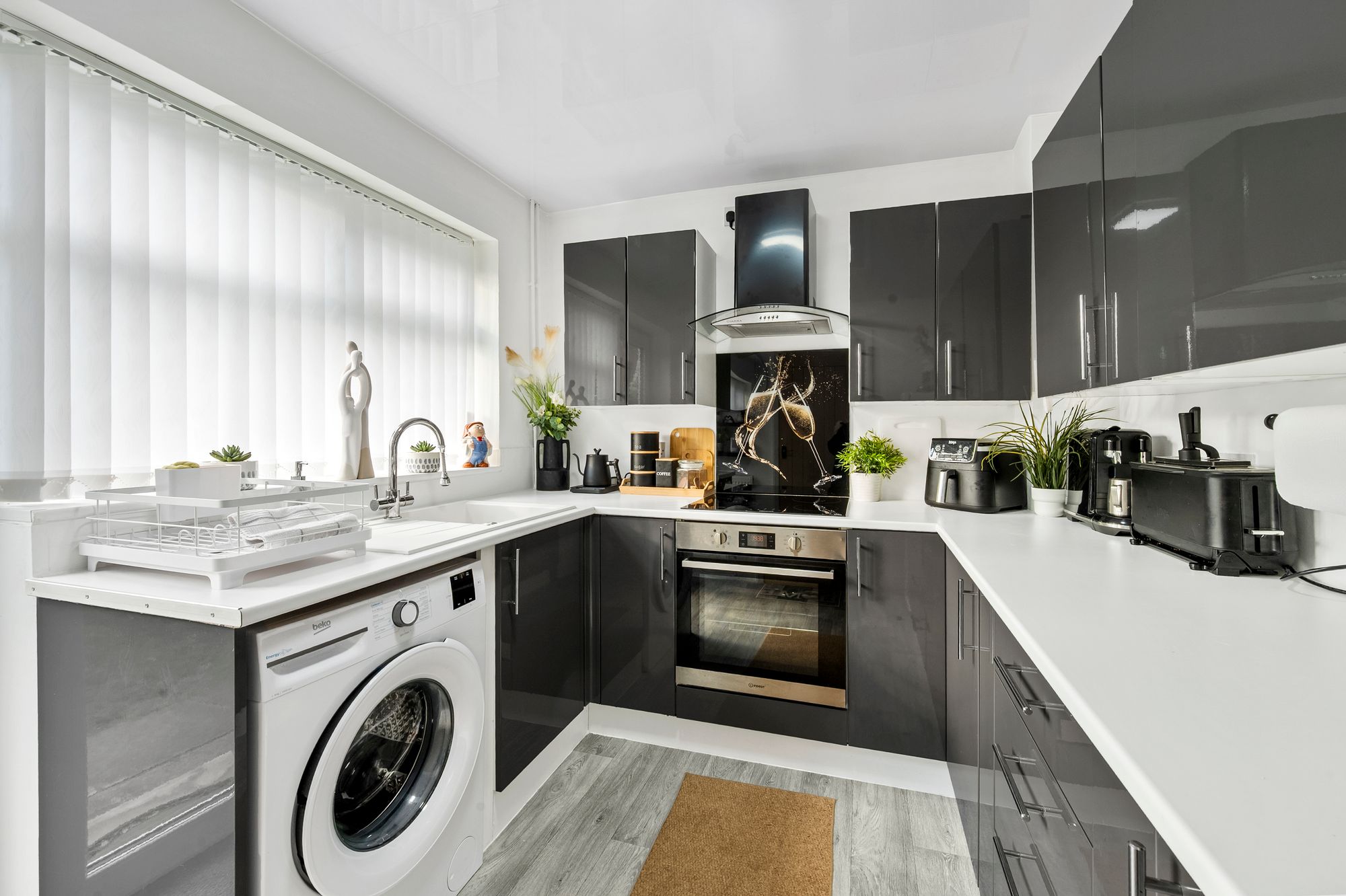 Linford Grove, St. Helens, WA11