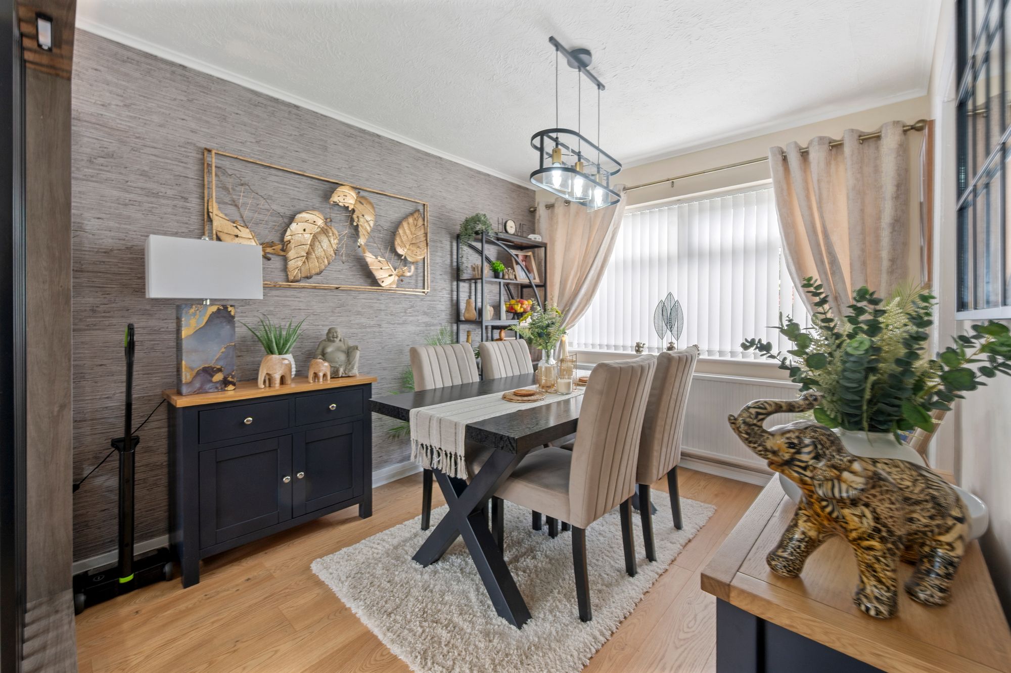 Linford Grove, St. Helens, WA11