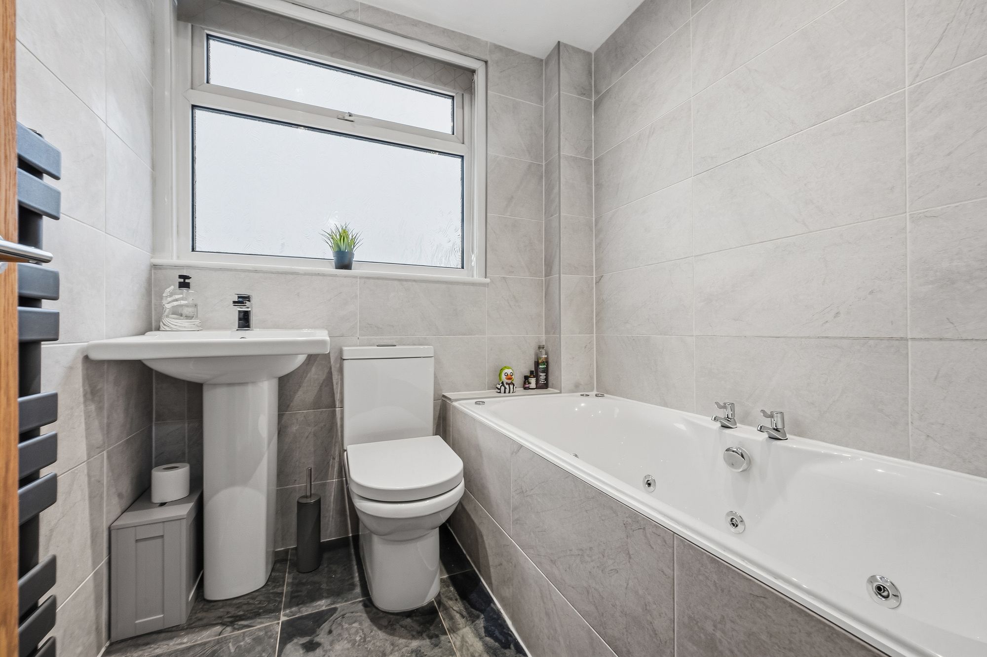 Shirebourne Avenue, St. Helens, WA11