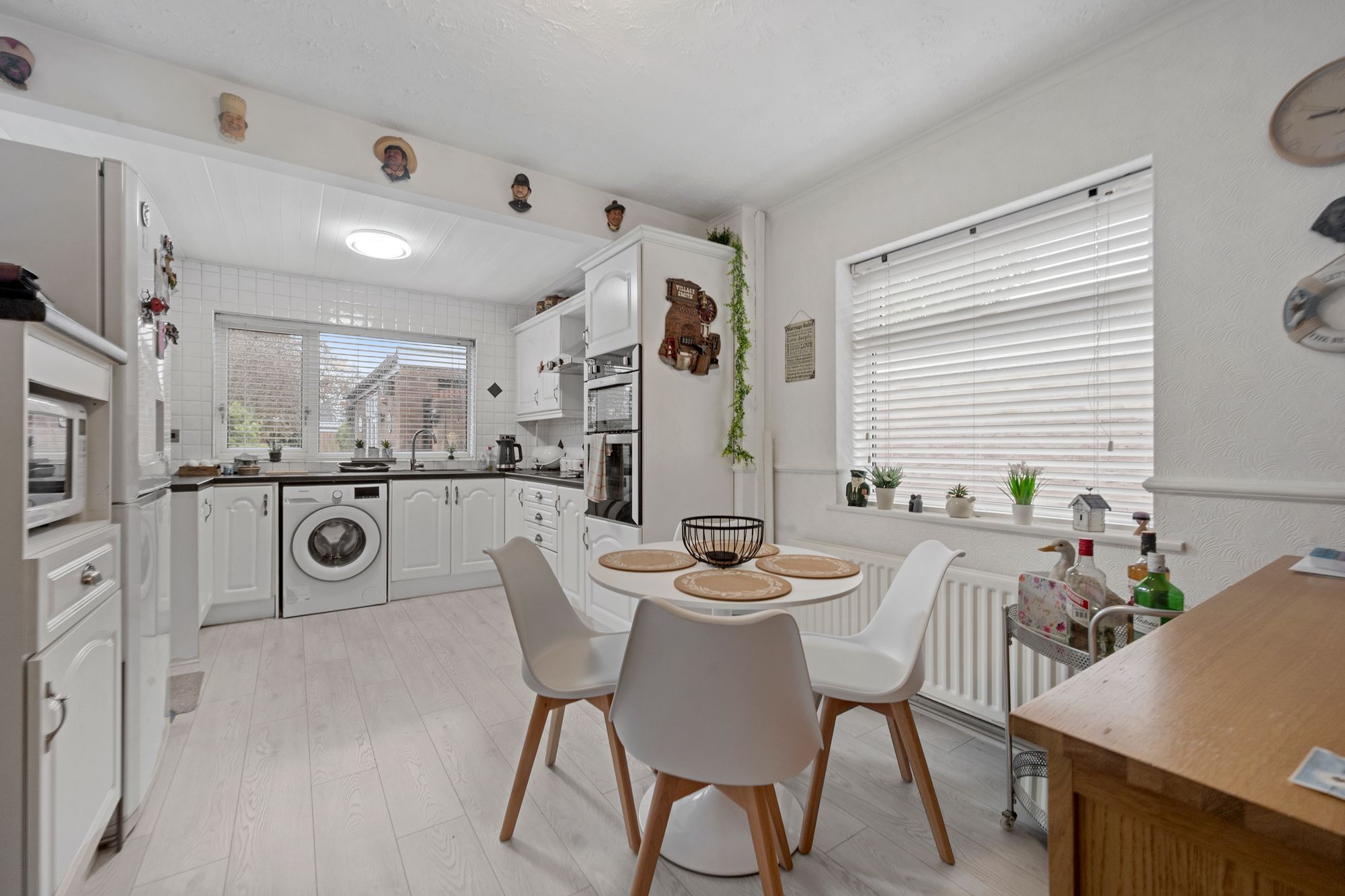Rosedale Avenue, Woolston, WA1
