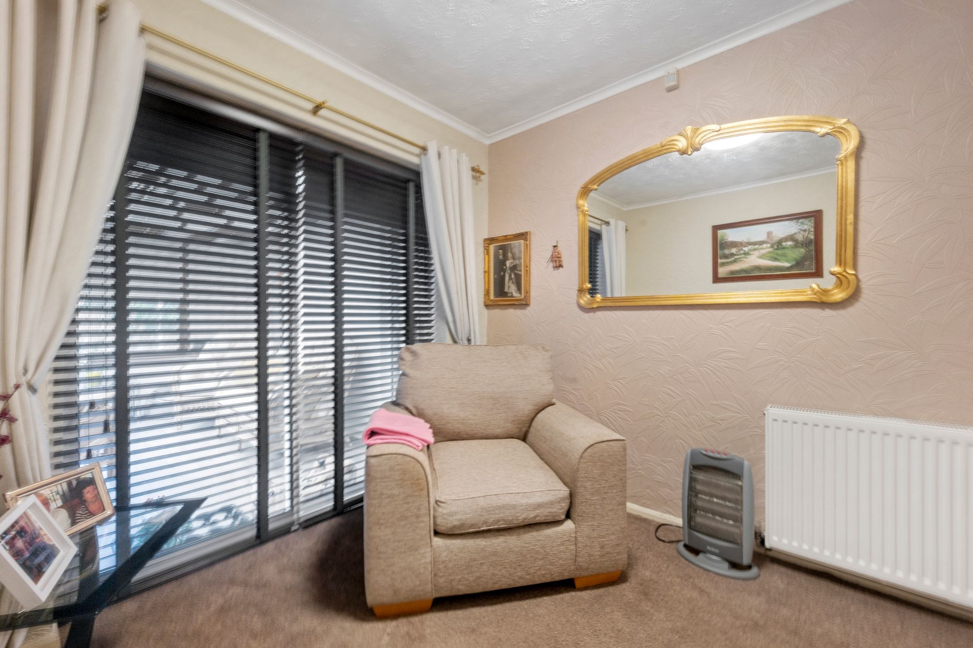 Rosedale Avenue, Woolston, WA1