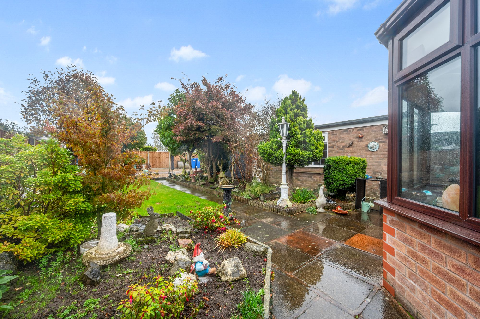 Rosedale Avenue, Woolston, WA1