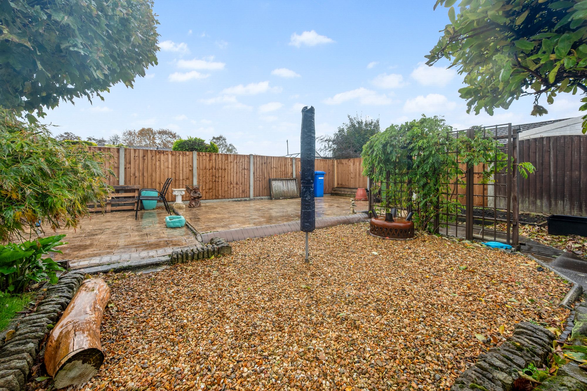 Rosedale Avenue, Woolston, WA1