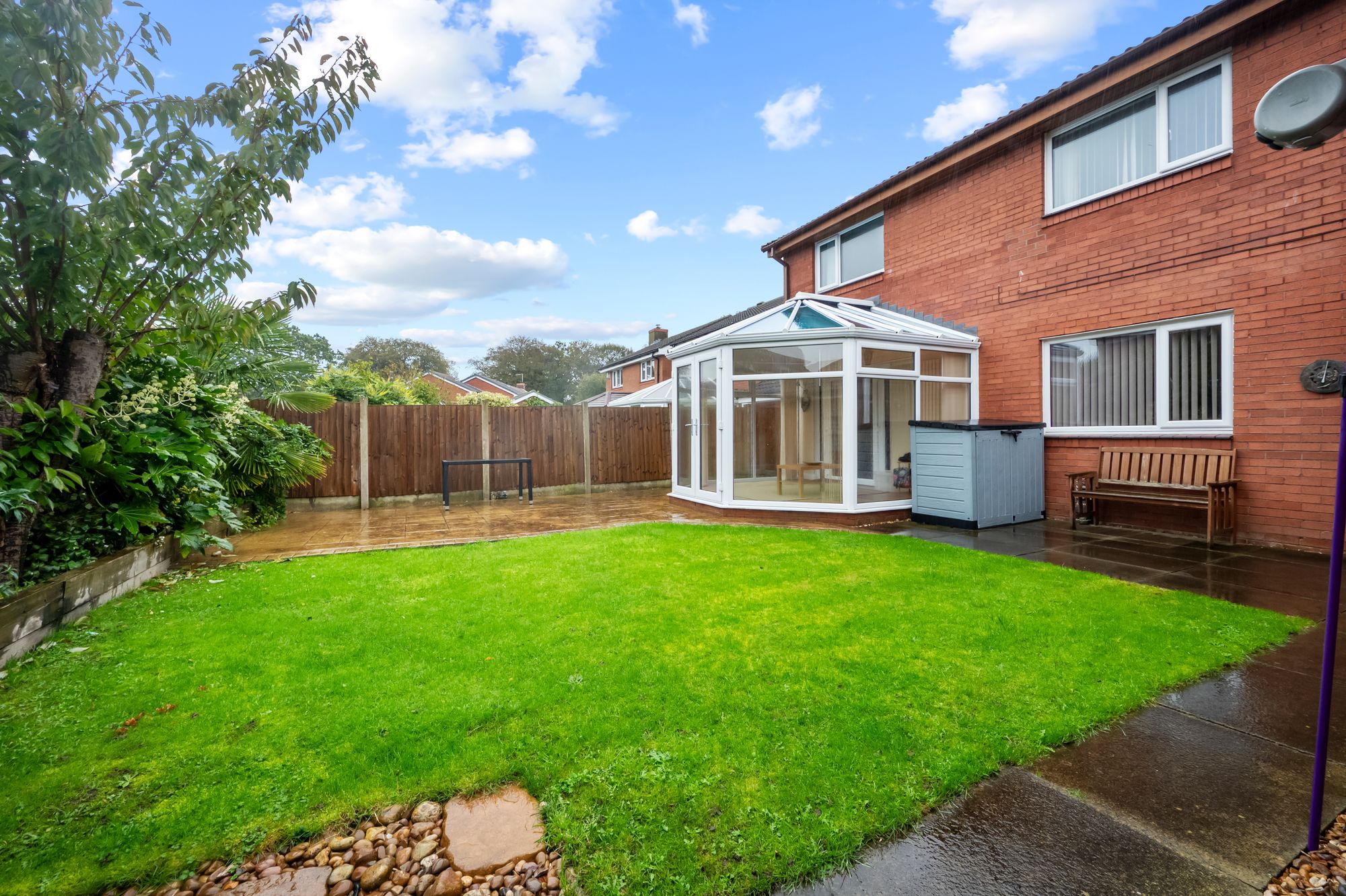 Kilsyth Close, Fearnhead, WA2