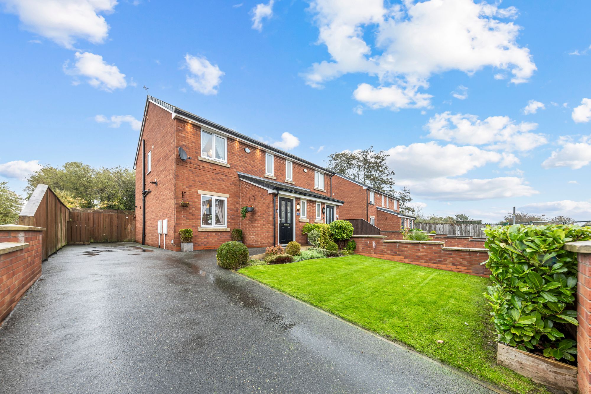 Barn Way, Newton-Le-Willows, WA12