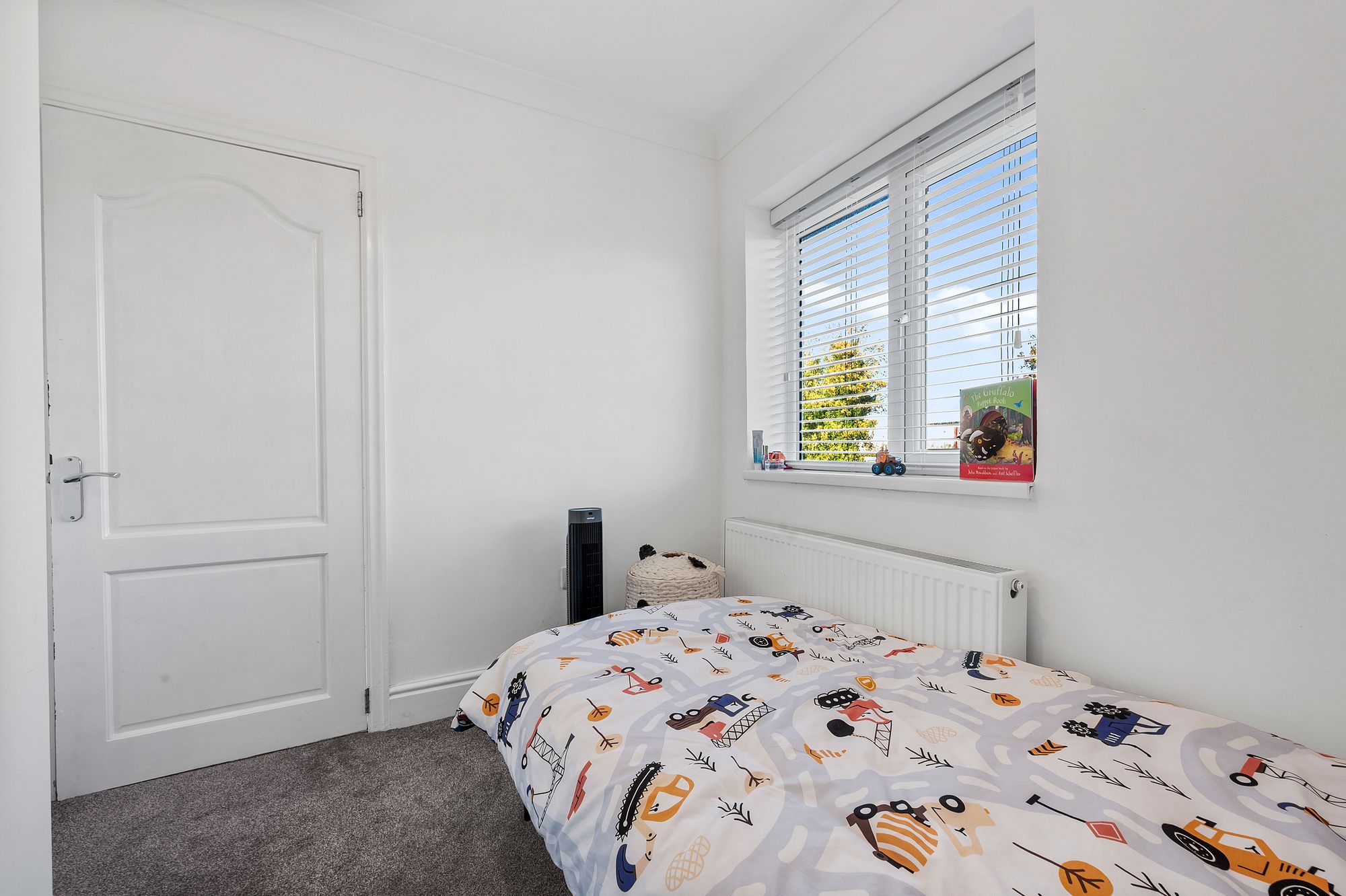 Dee Road, Rainhill, L35