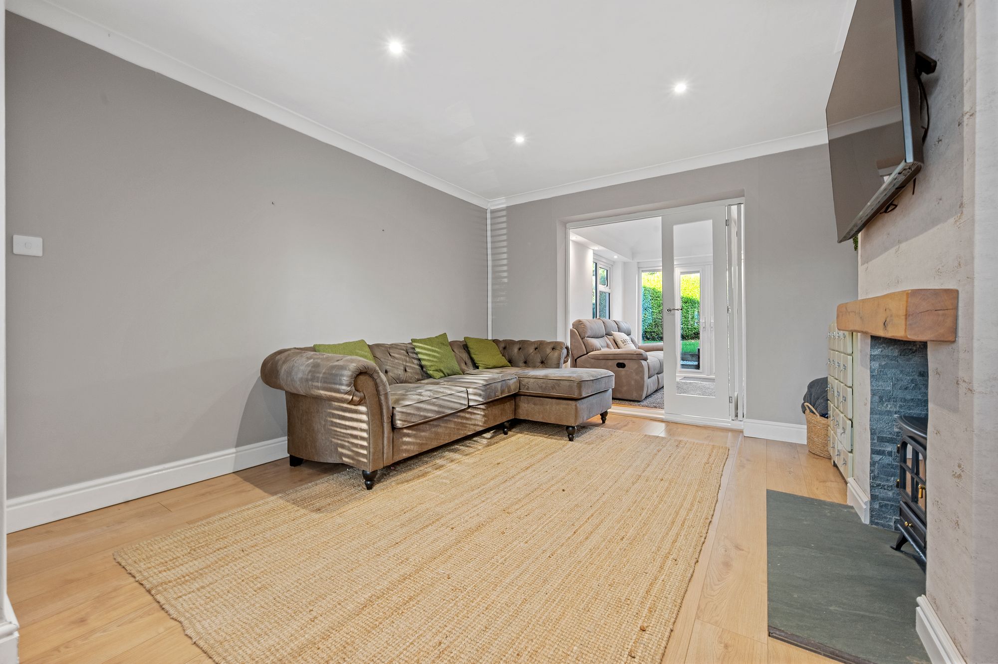Dee Road, Rainhill, L35