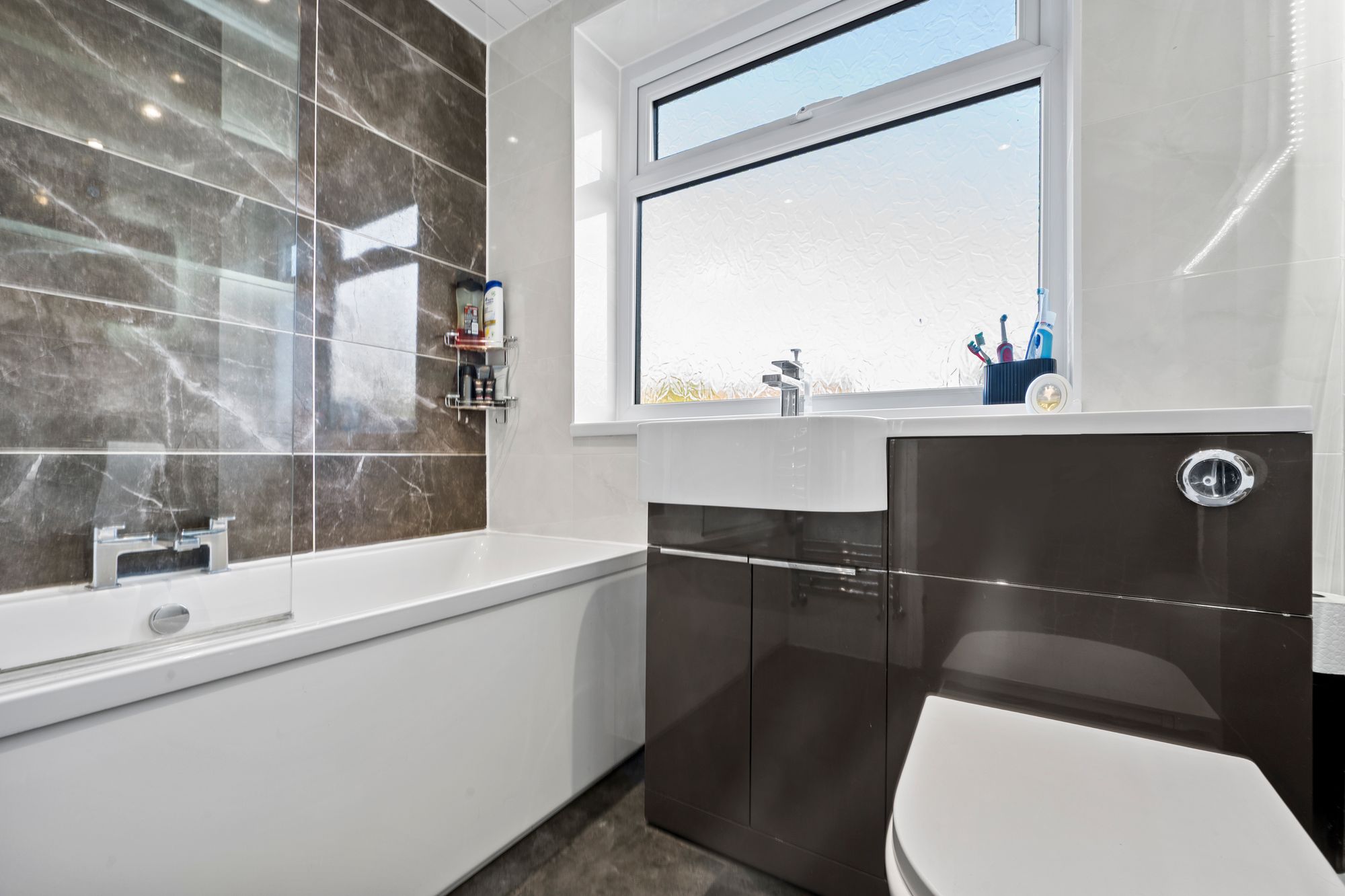 Linford Grove, St. Helens, WA11