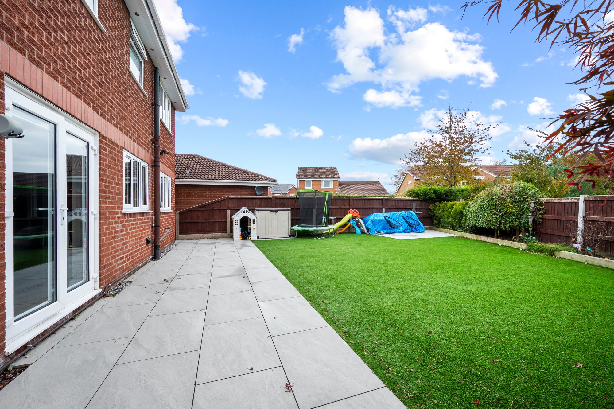 Lockerbie Close, Warrington, WA2