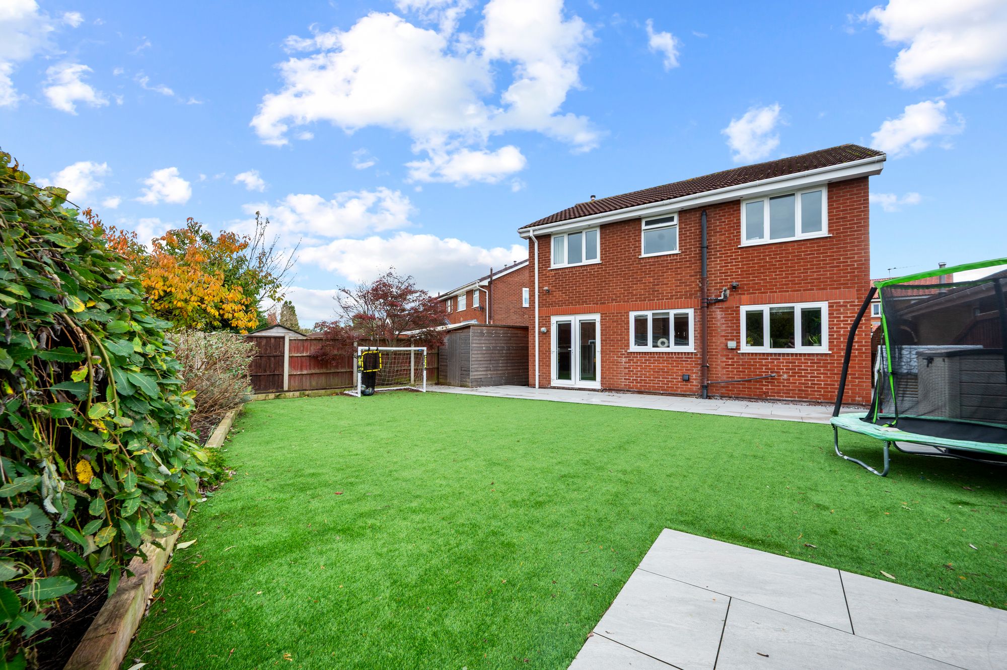 Lockerbie Close, Warrington, WA2