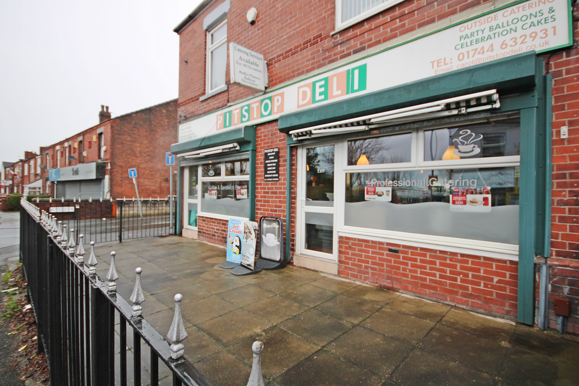 Pitstop Deli, St. Helens