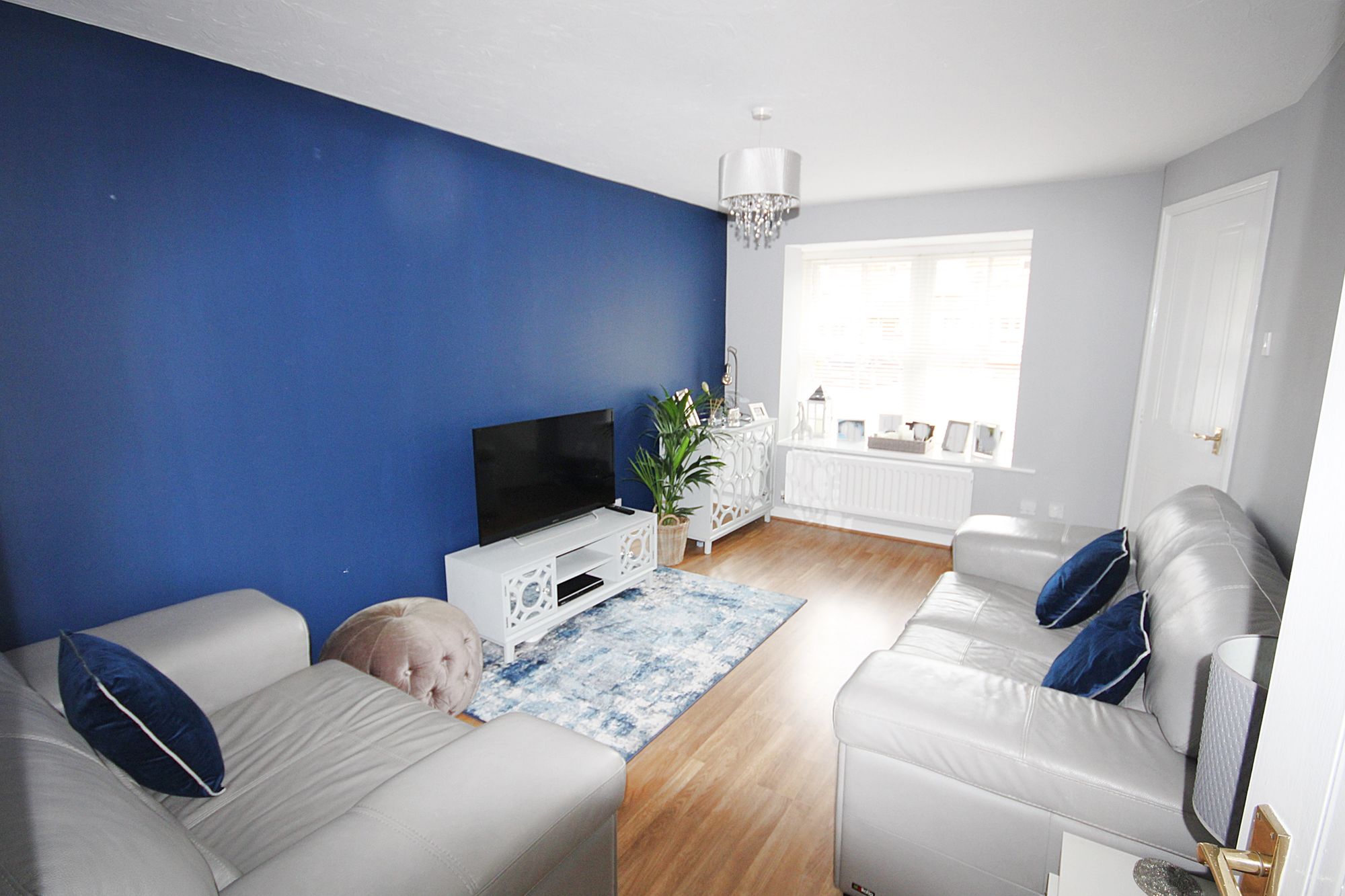 Elmsett Close, Great Sankey, WA5