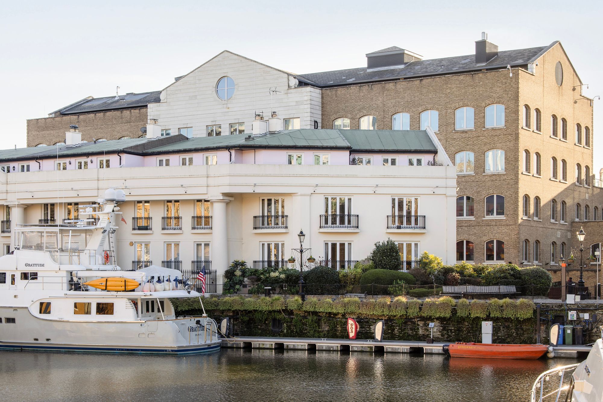 Tower Walk, St Katharine Dock, E1W