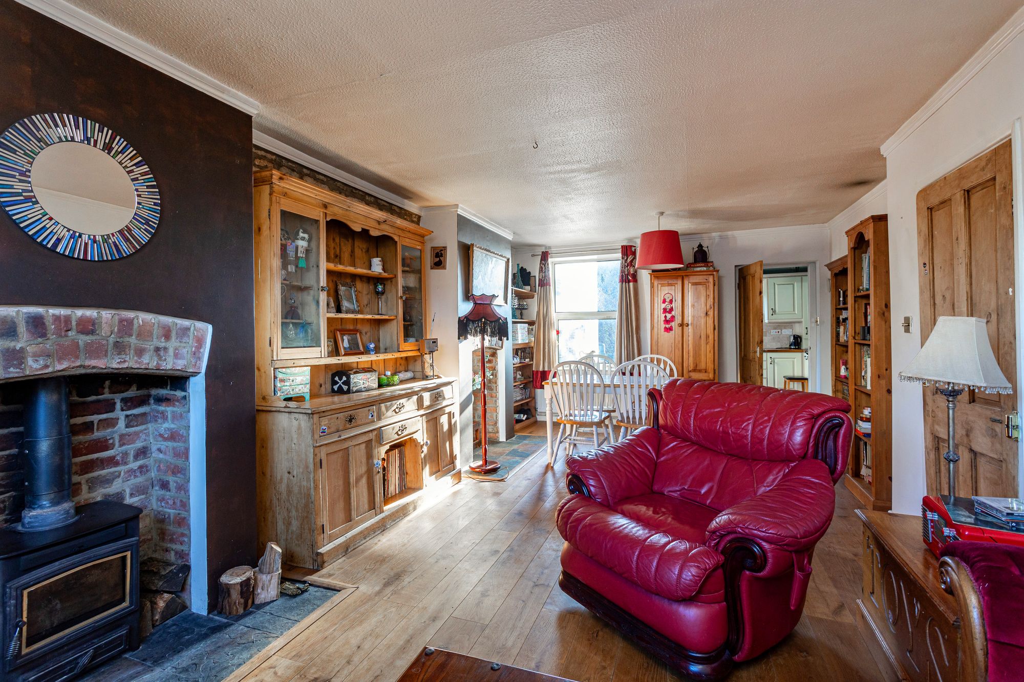 Sitting/Dining Room