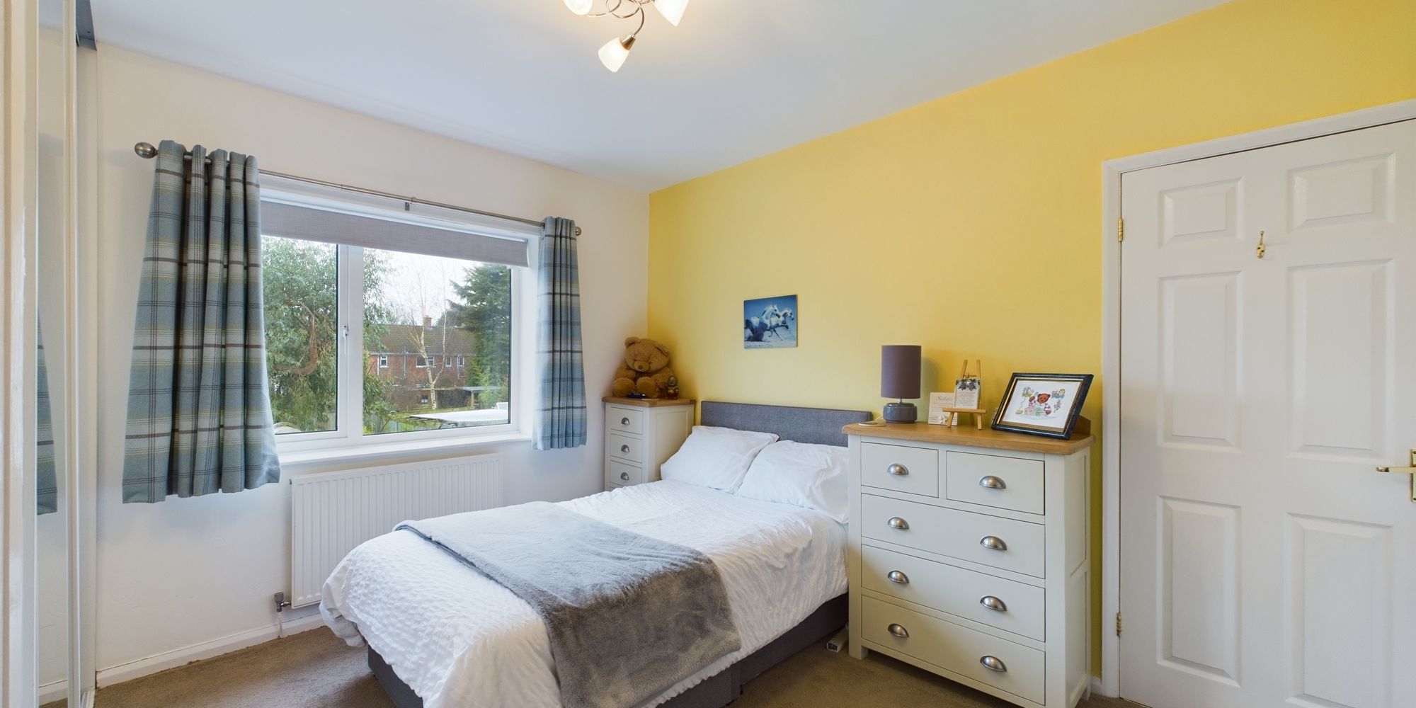 Pear Tree Way, Newton, CH2