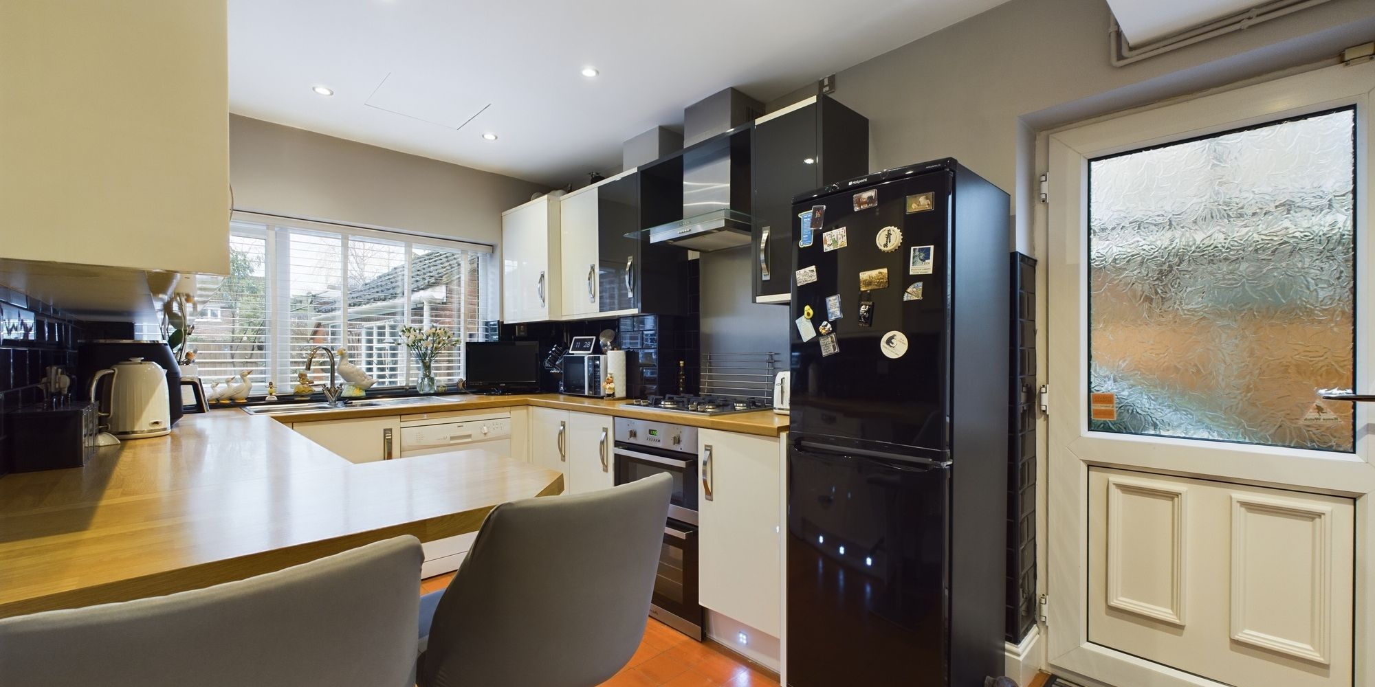 Pear Tree Way, Newton, CH2