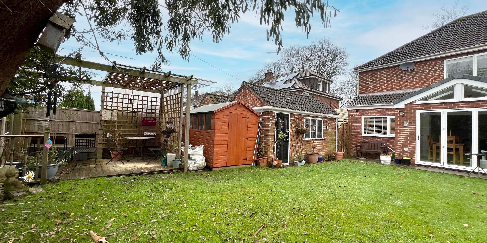 Pear Tree Way, Newton, CH2