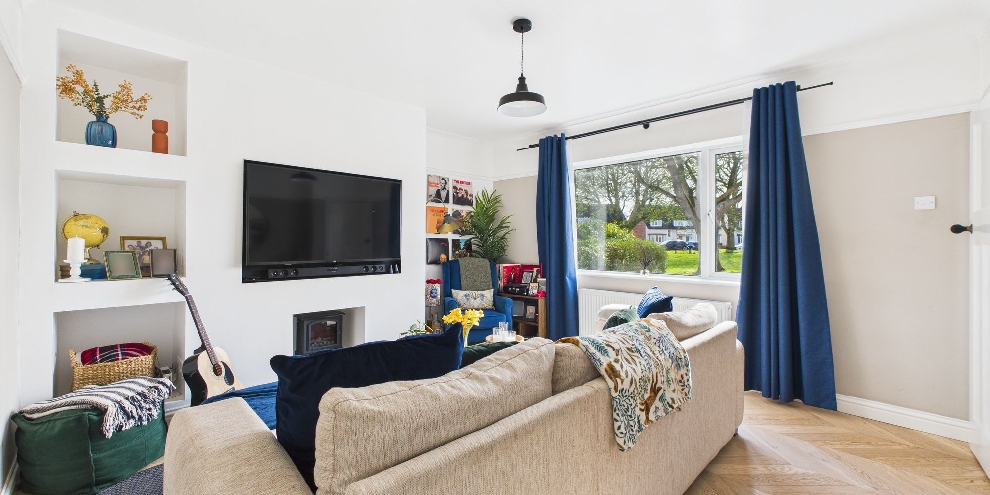 Acres Lane, Upton, CH2