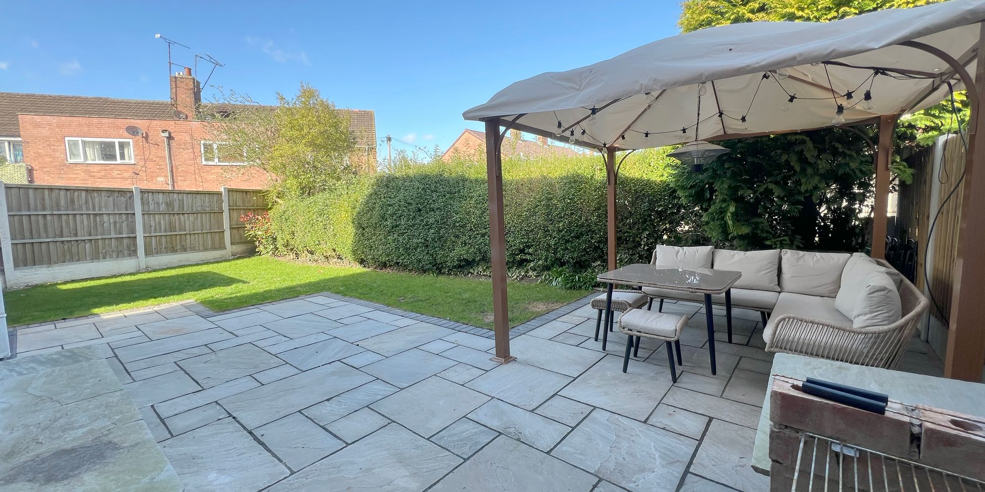 Acres Lane, Upton, CH2