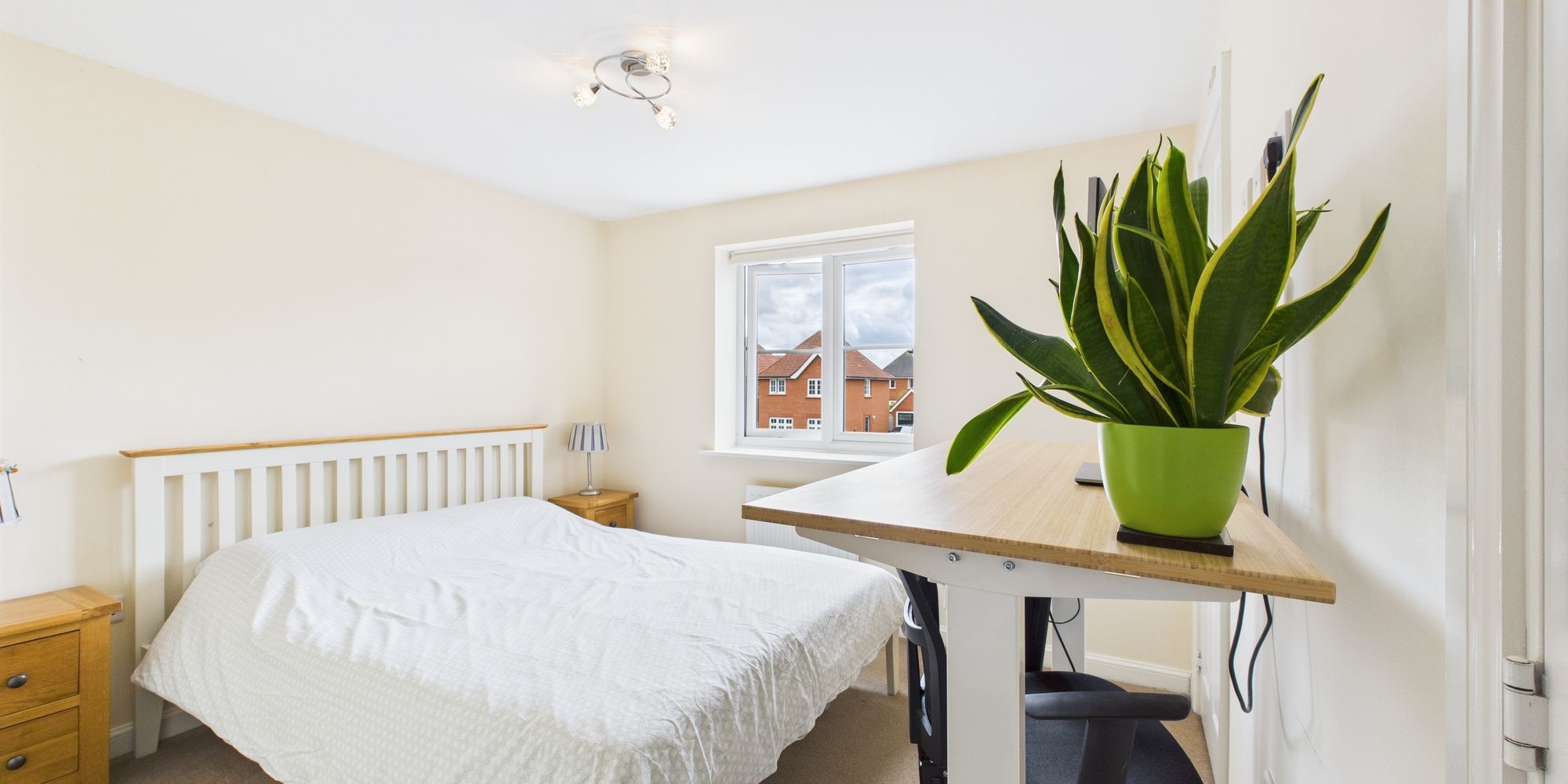 Kohima Crescent, Saighton, CH3