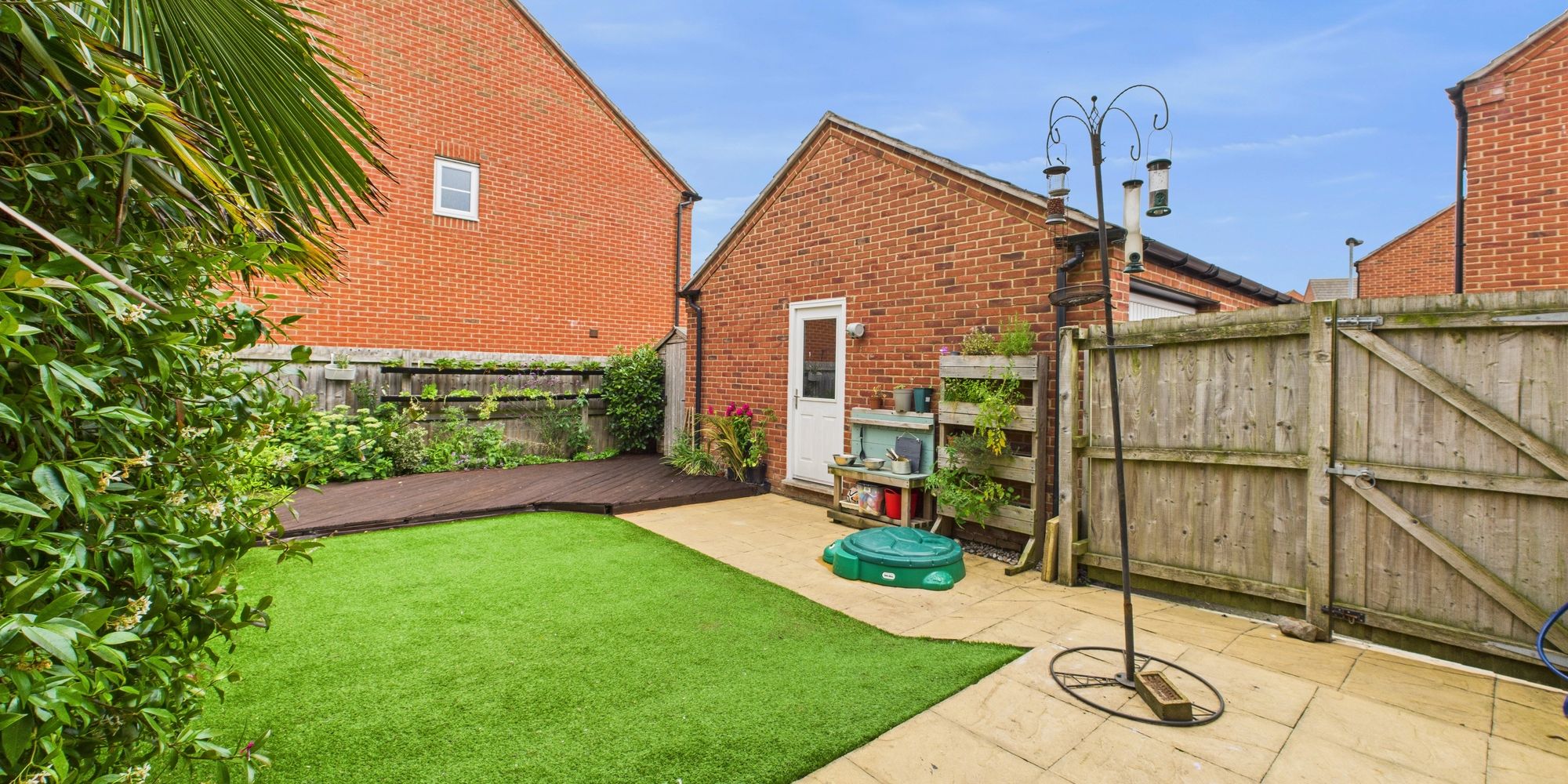 Kohima Crescent, Saighton, CH3