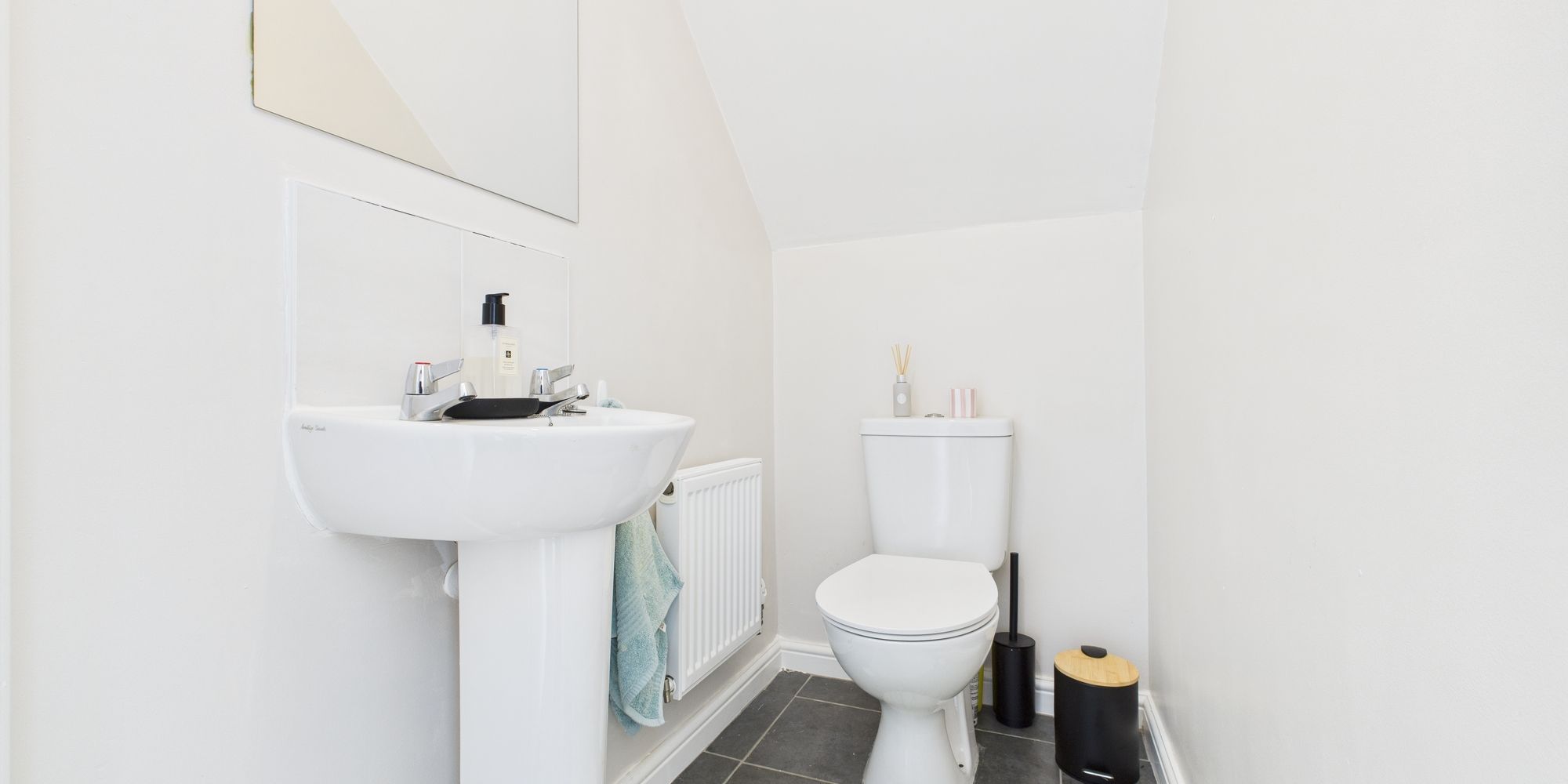 Garrison Close, Saighton, CH3