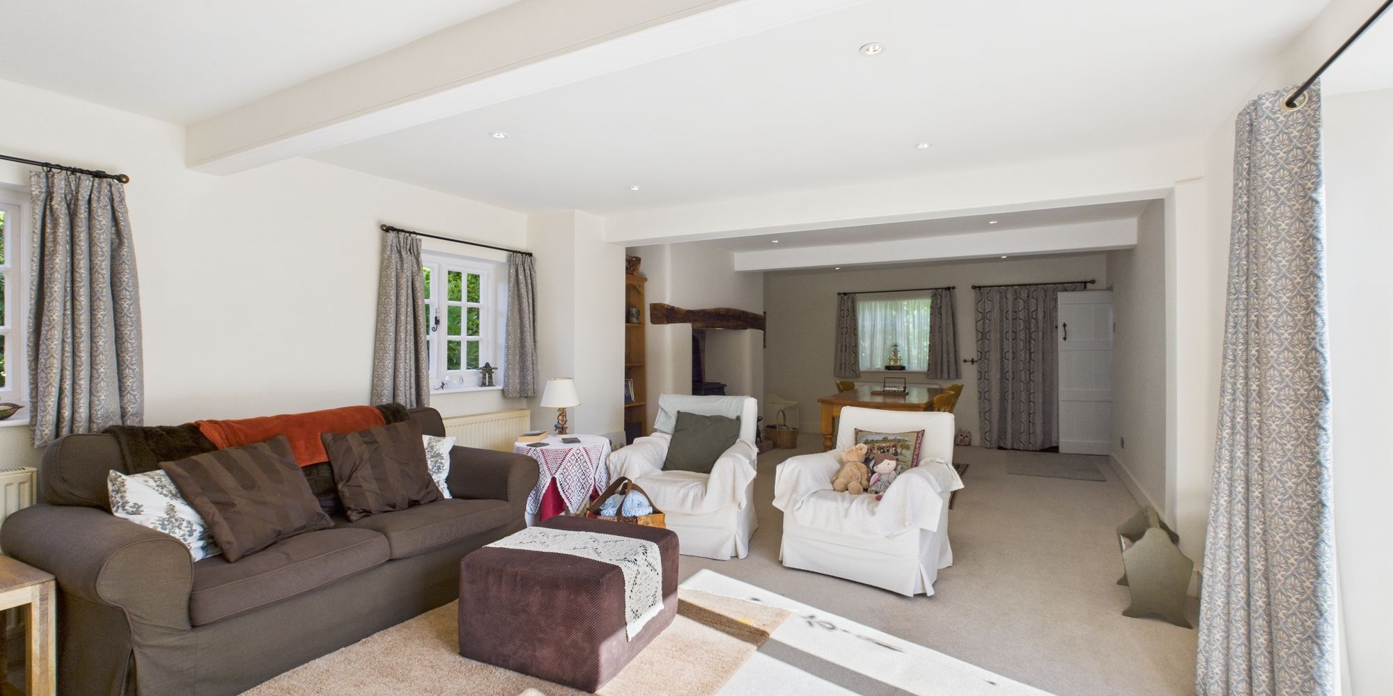 Village Road, Christleton, CH3