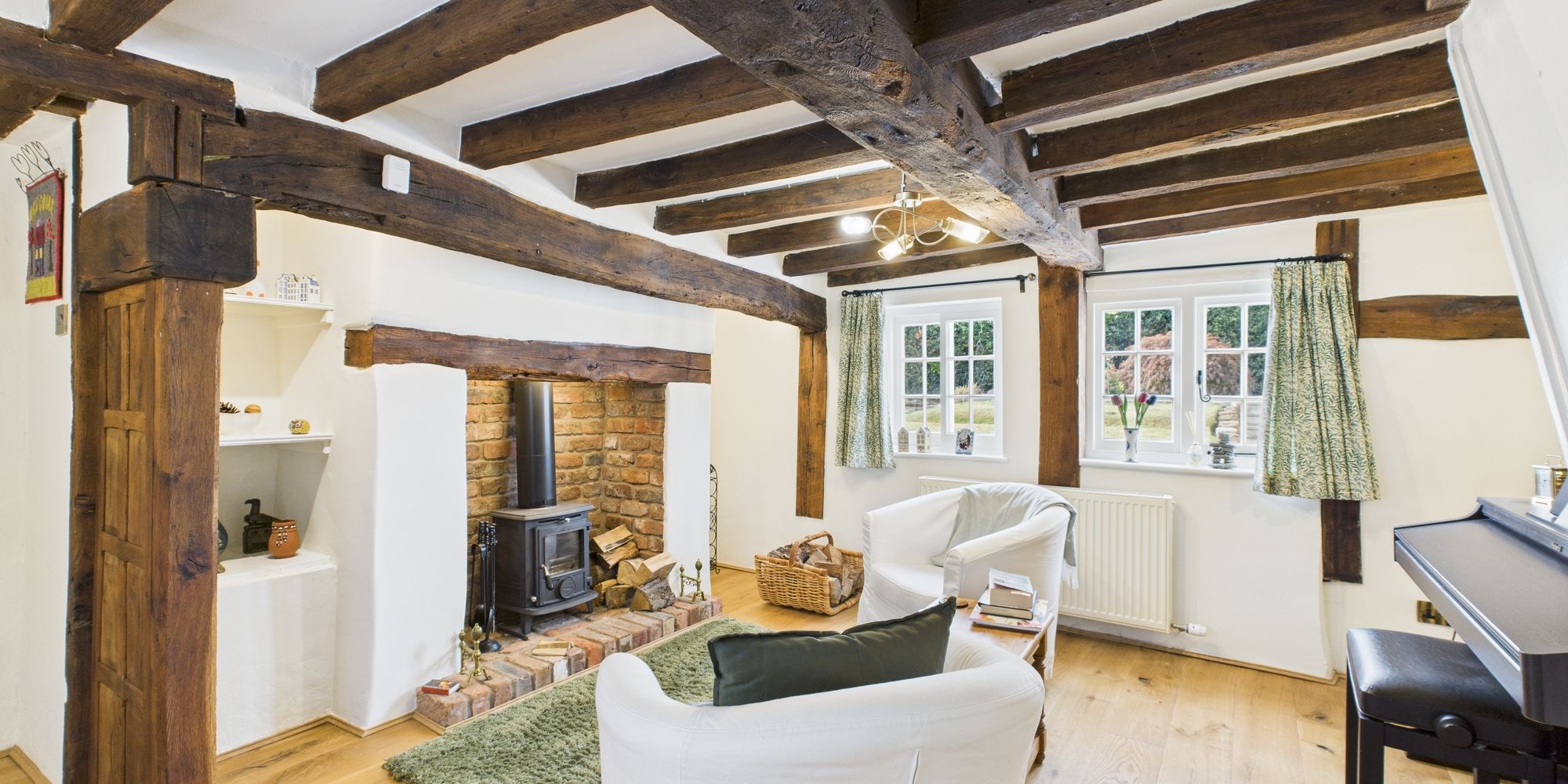 Village Road, Christleton, CH3