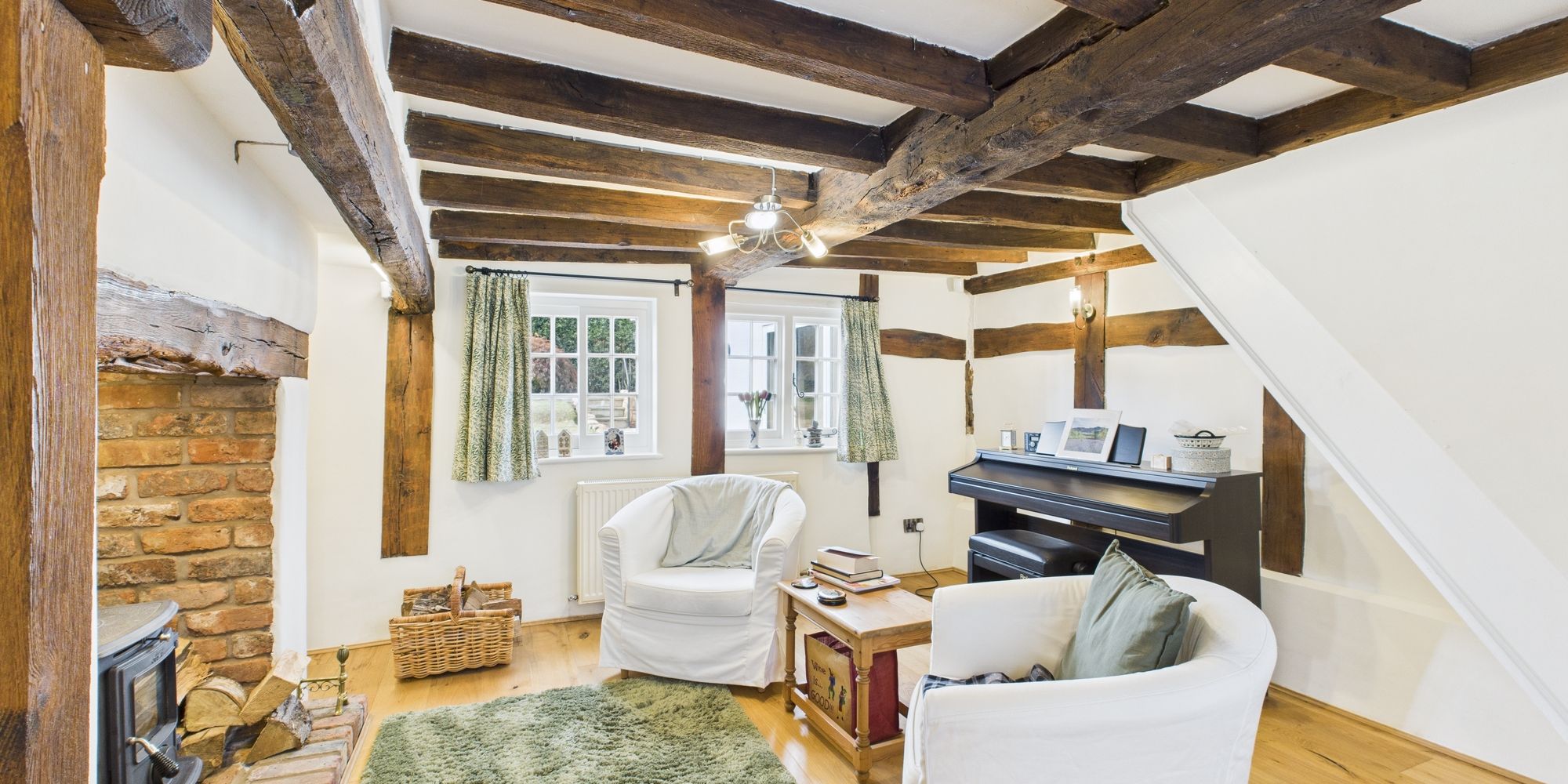 Village Road, Christleton, CH3
