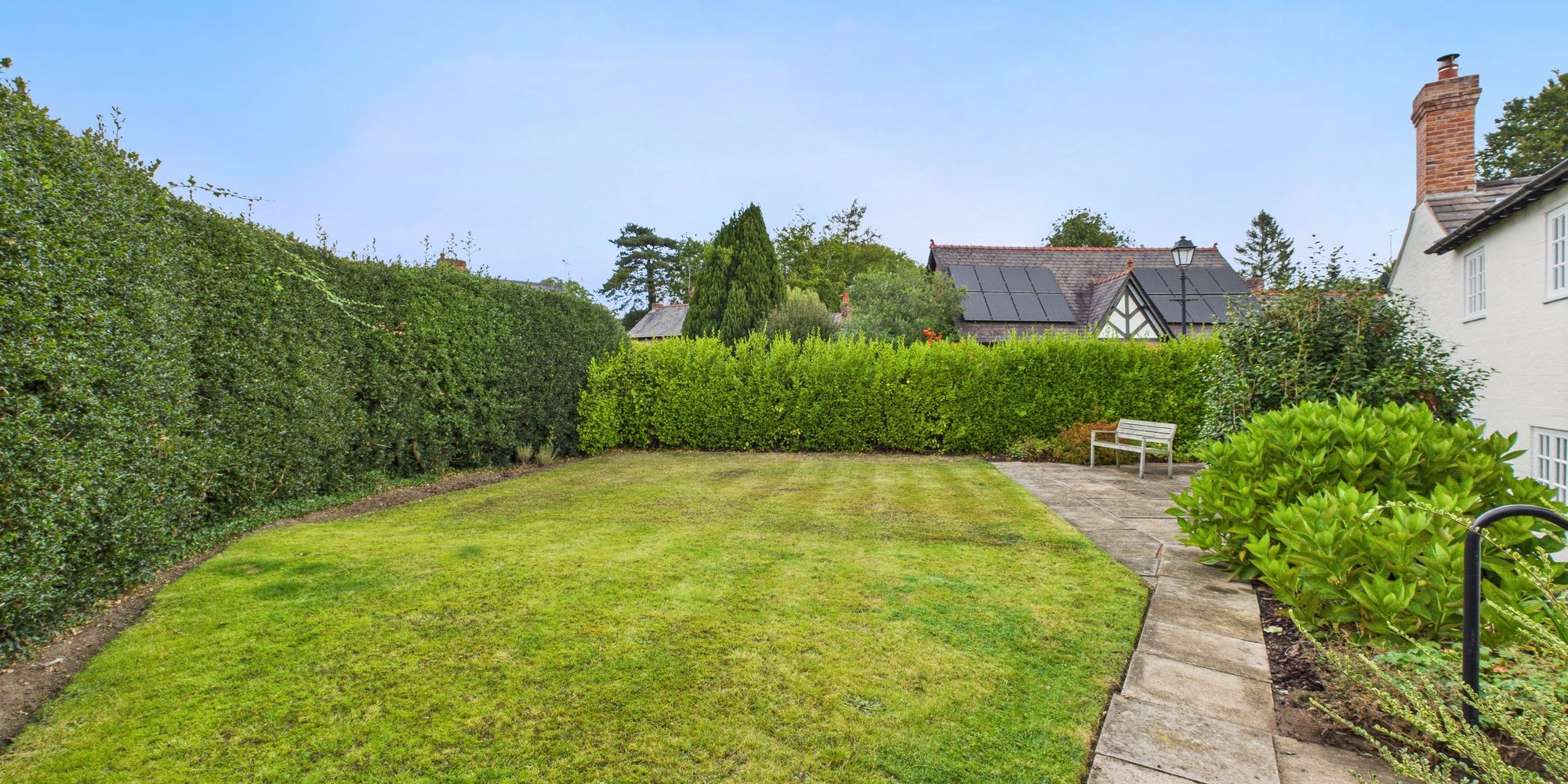 Village Road, Christleton, CH3